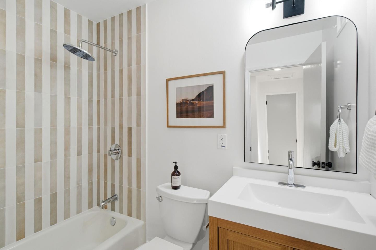 2245 Charleston Avenue