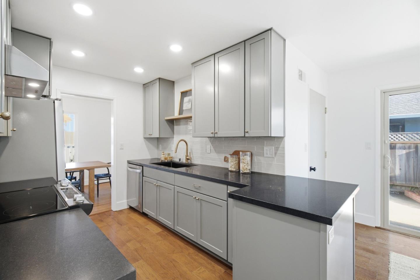 2245 Charleston Avenue