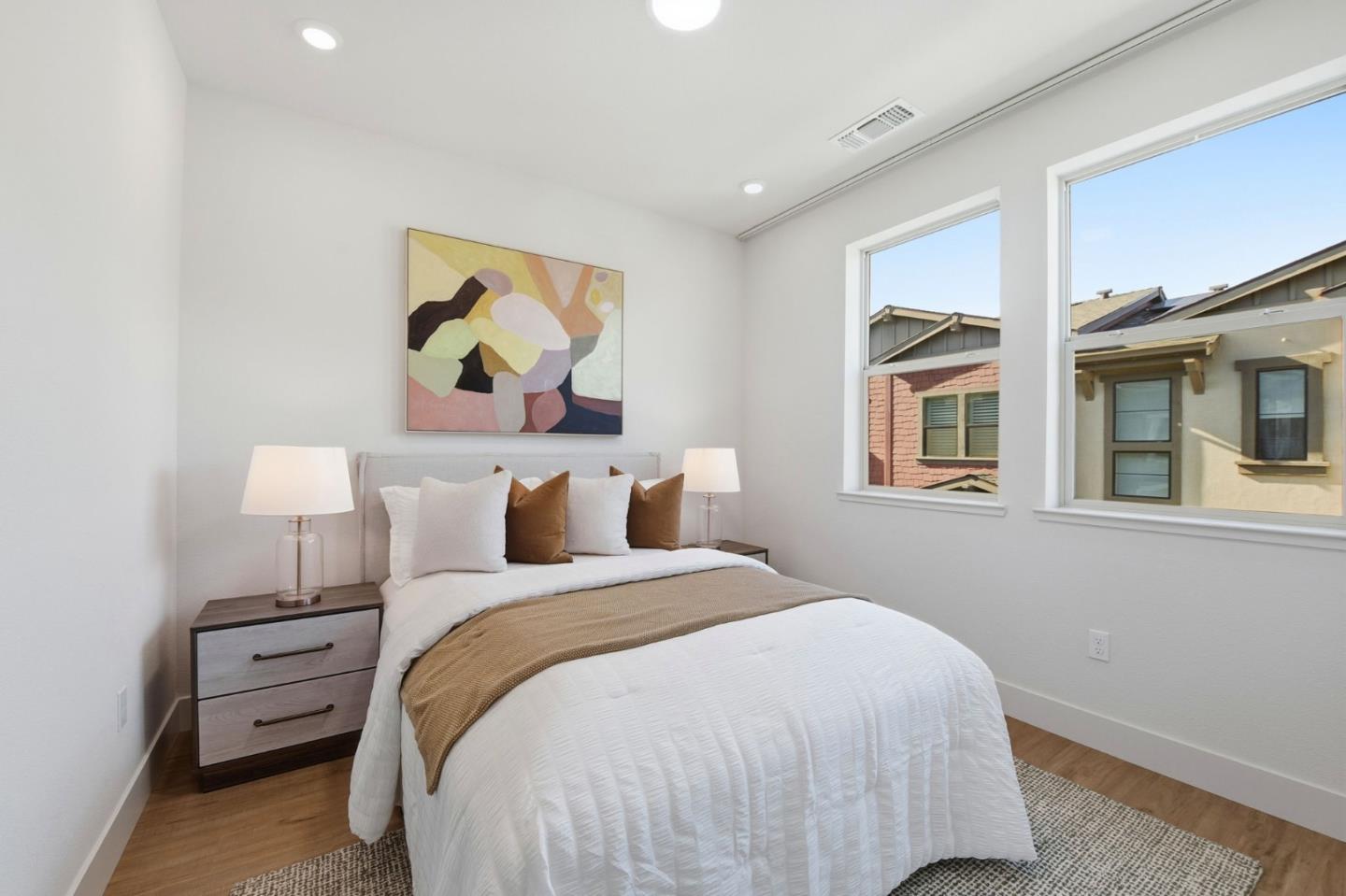 921 Mountain Ash Terrace 4