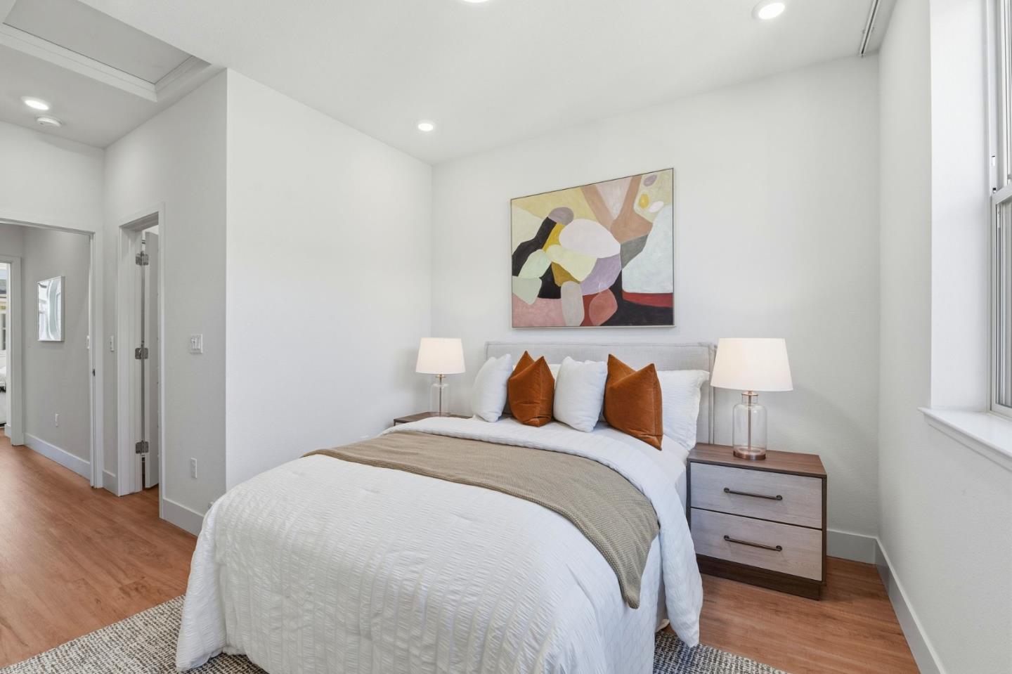 921 Mountain Ash Terrace 4