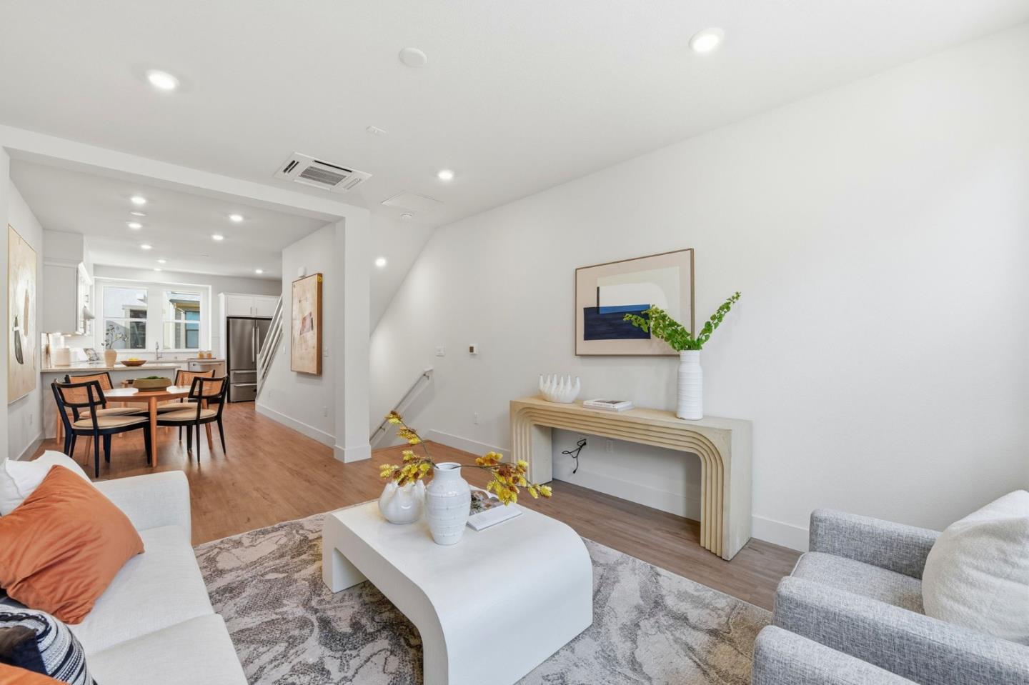 921 Mountain Ash Terrace 4