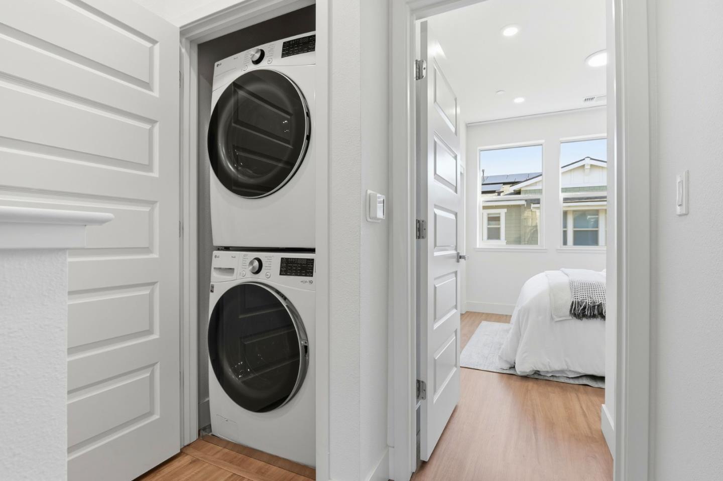 921 Mountain Ash Terrace 4