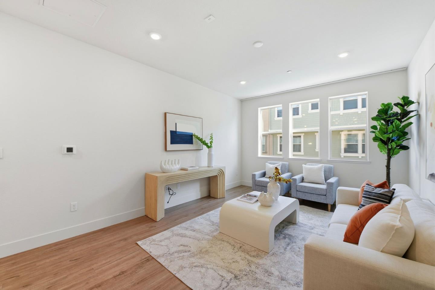 921 Mountain Ash Terrace 4