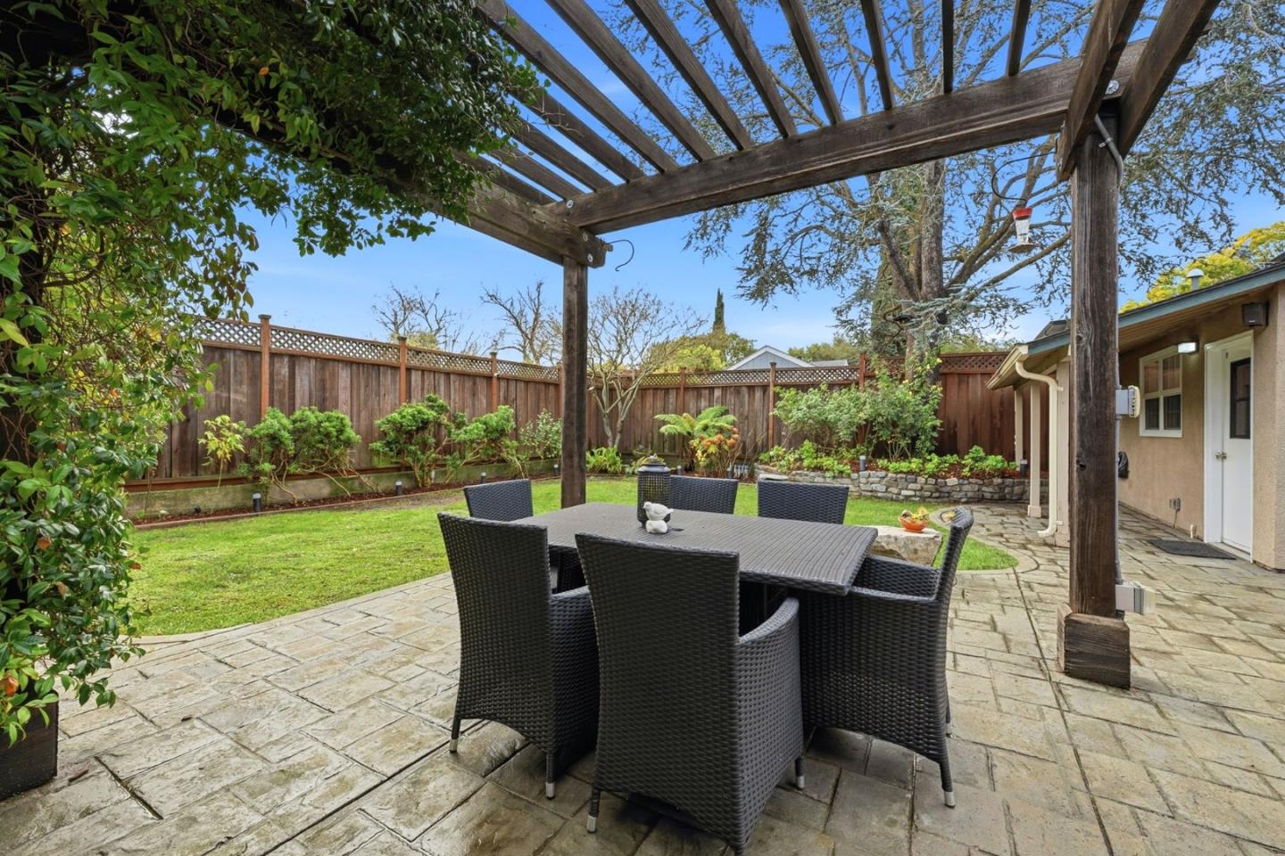 118 Alexander Avenue