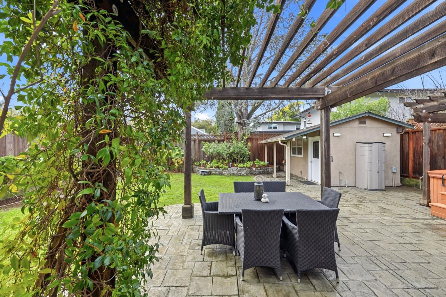 118 Alexander Avenue