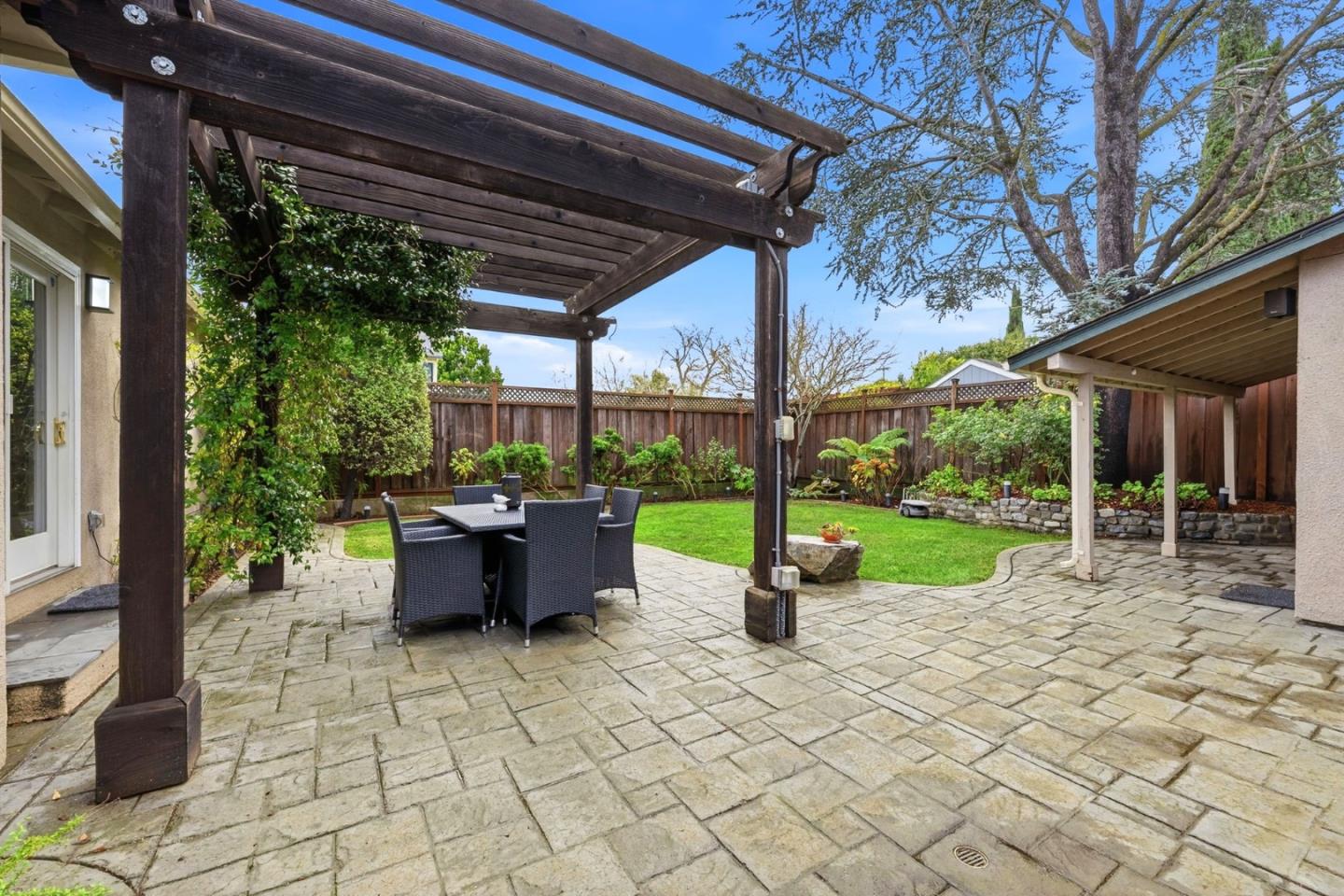 118 Alexander Avenue