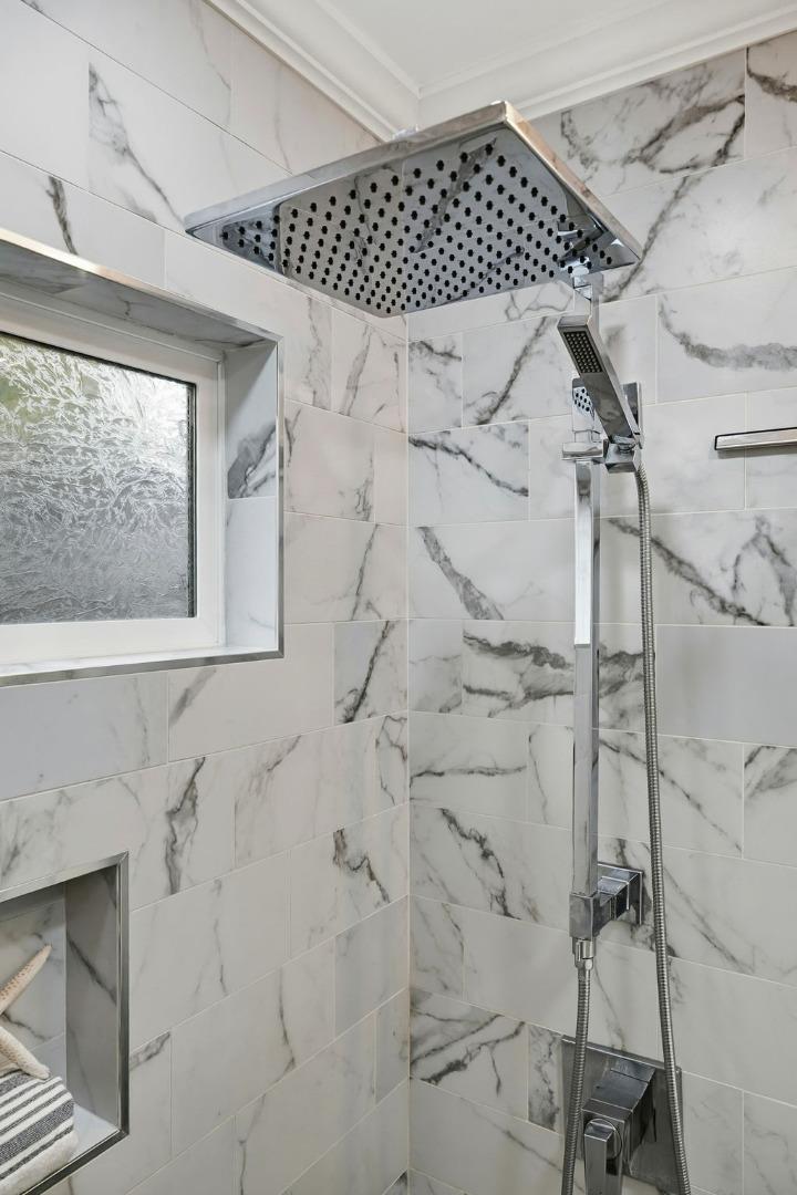 118 Alexander Avenue