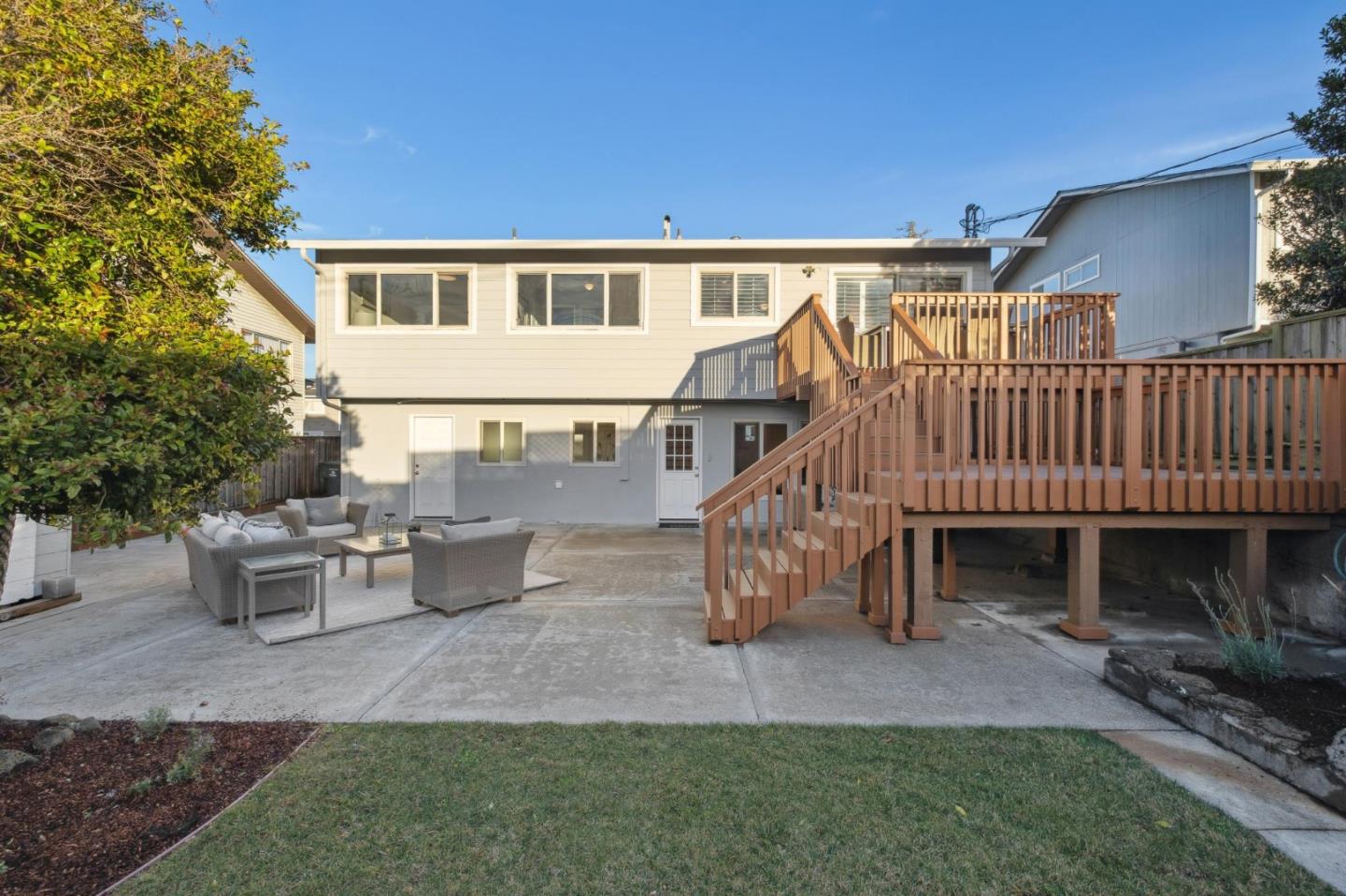 265 Lake Drive