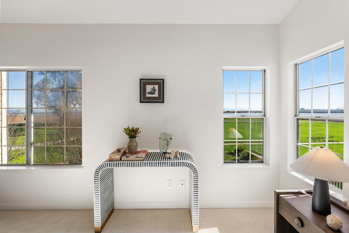 822 Seal Pointe Drive