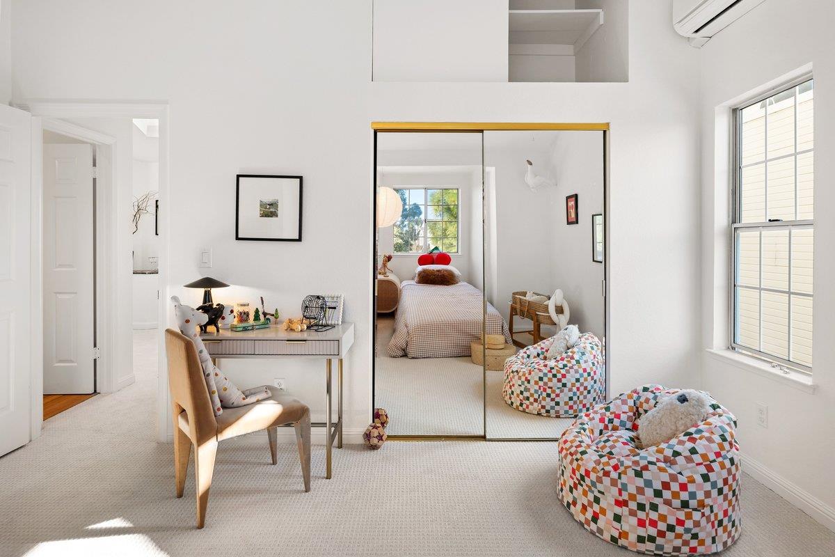 822 Seal Pointe Drive