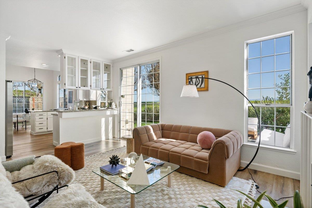 822 Seal Pointe Drive