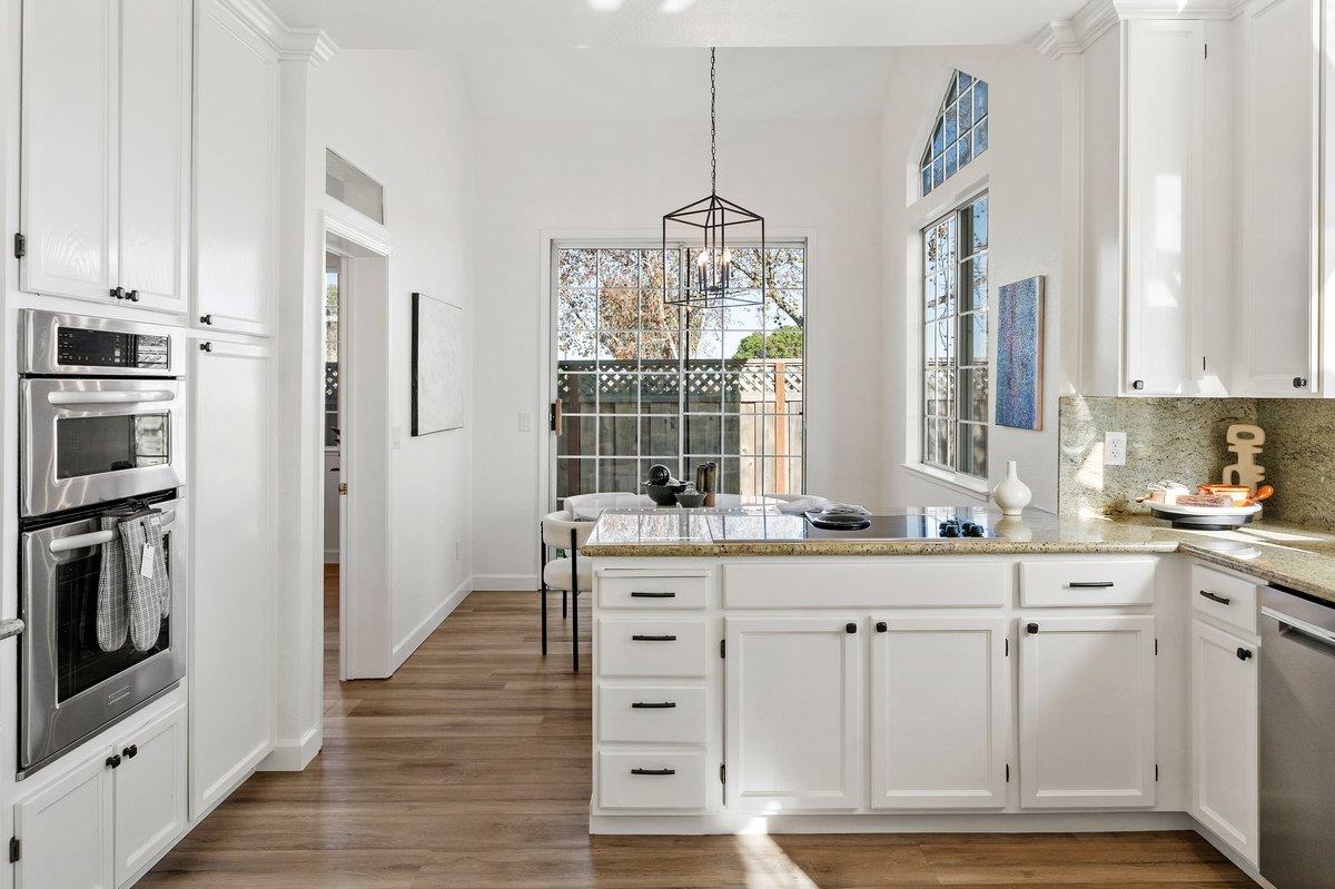 822 Seal Pointe Drive