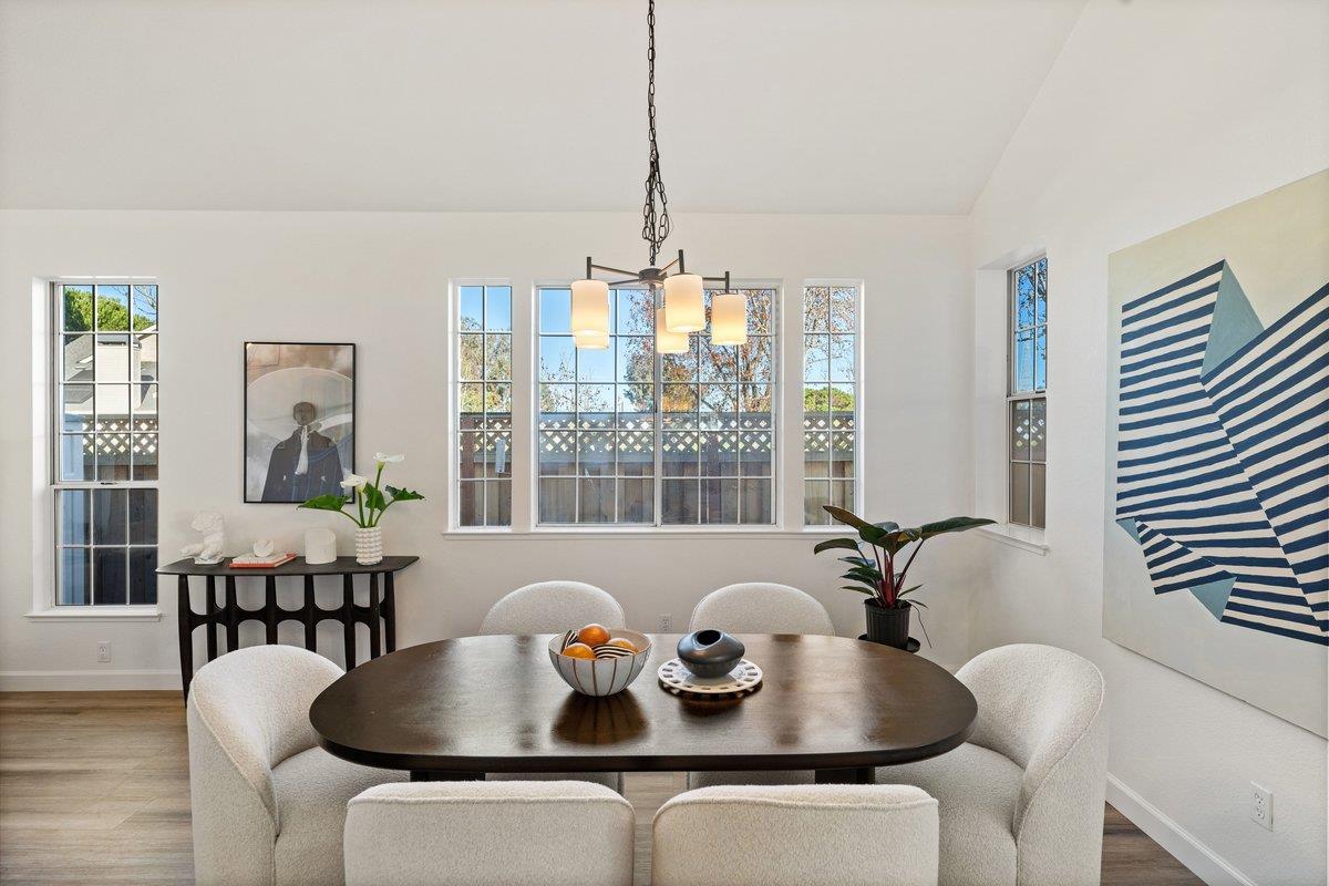 822 Seal Pointe Drive