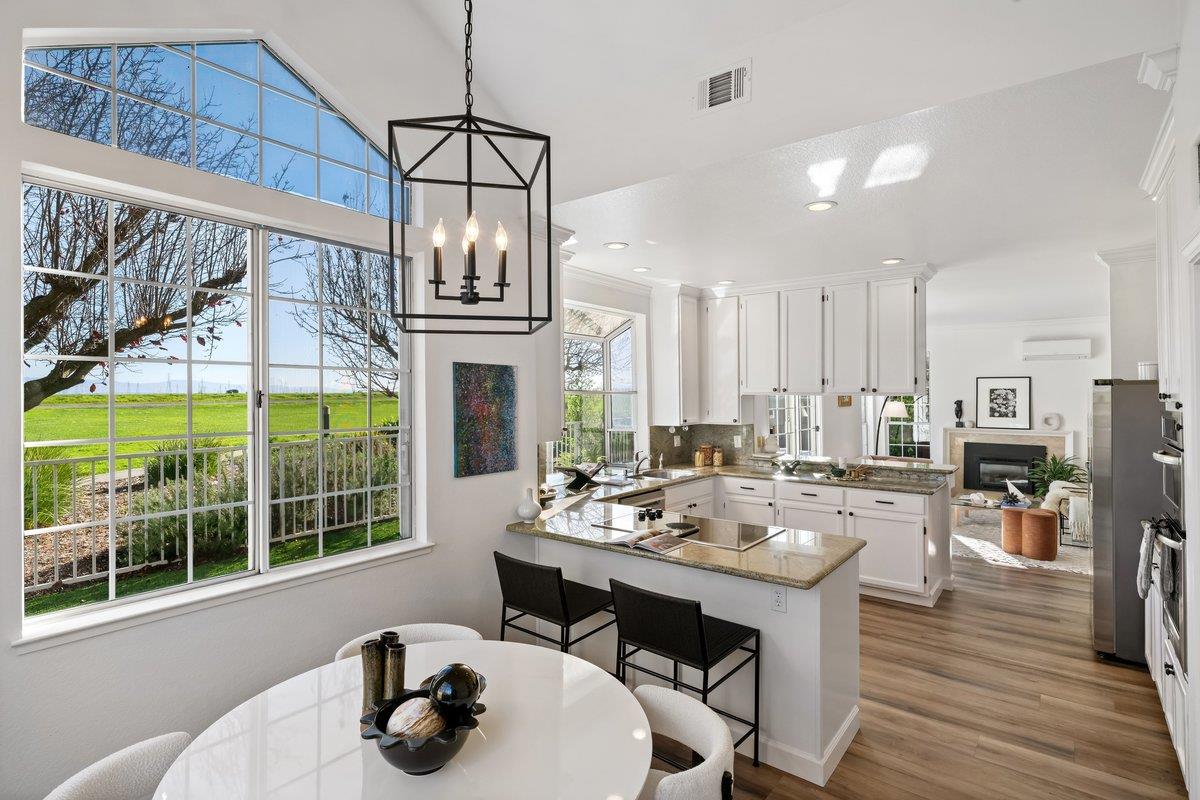 822 Seal Pointe Drive