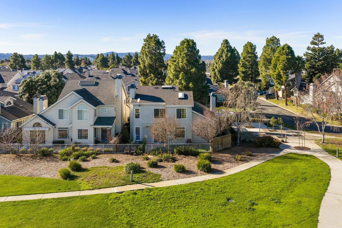 822 Seal Pointe Drive