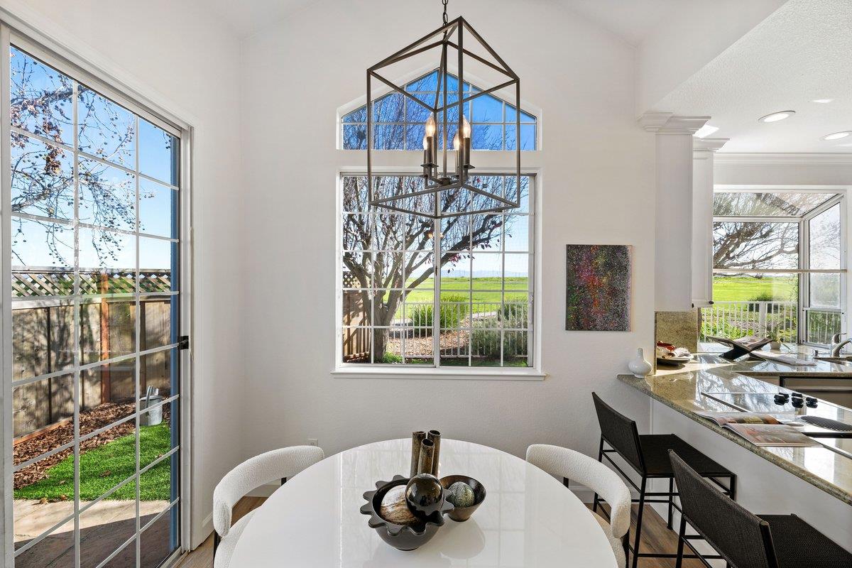 822 Seal Pointe Drive