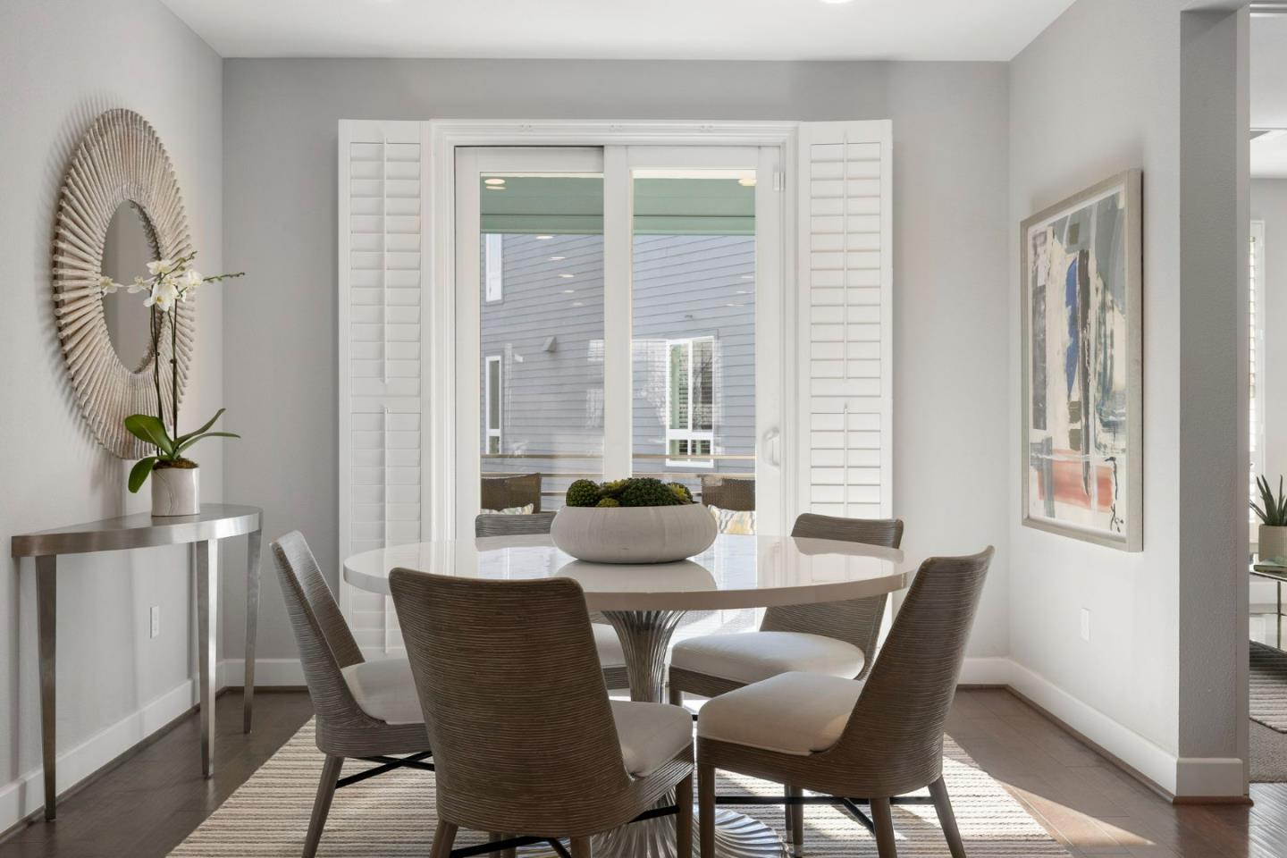 120 Franklin Parkway