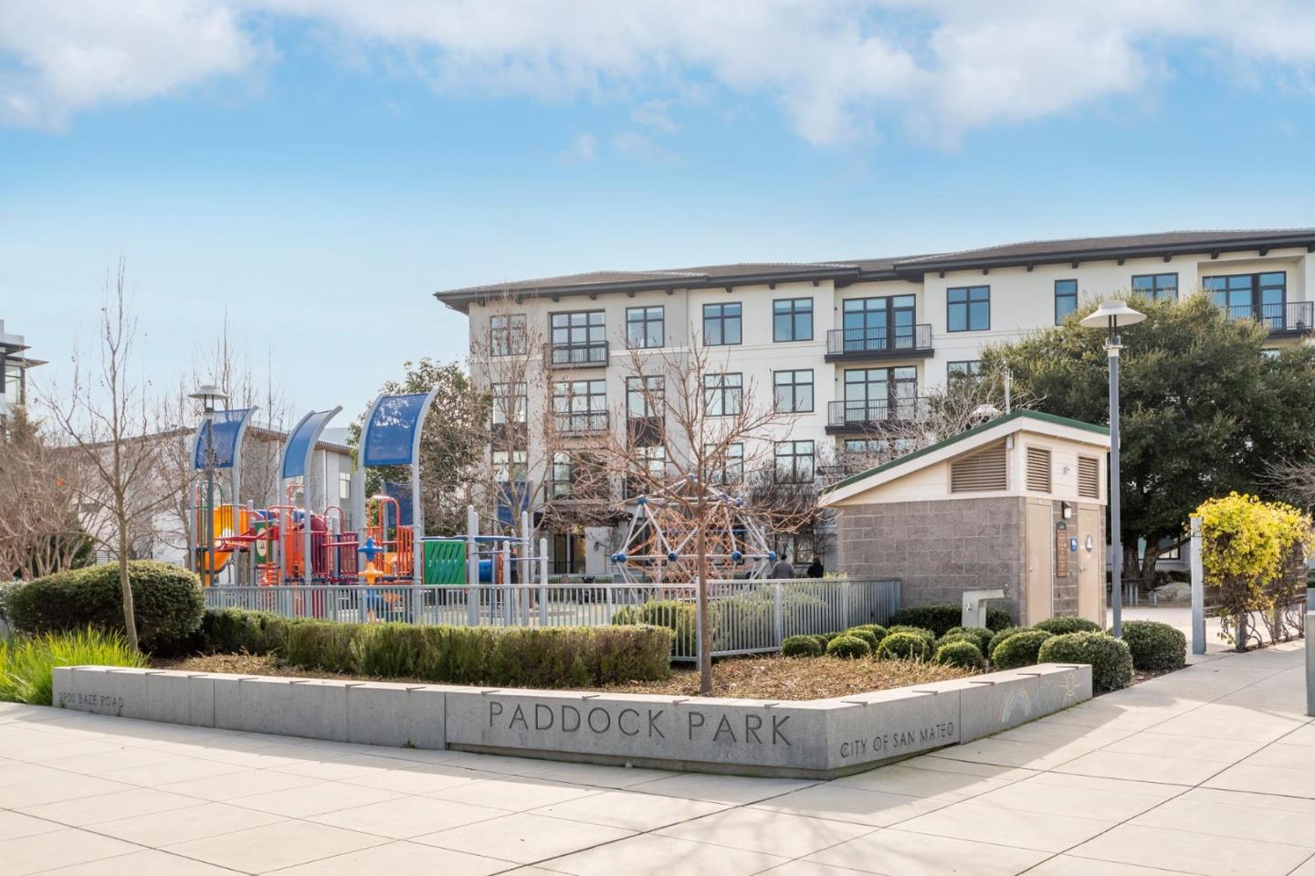 120 Franklin Parkway