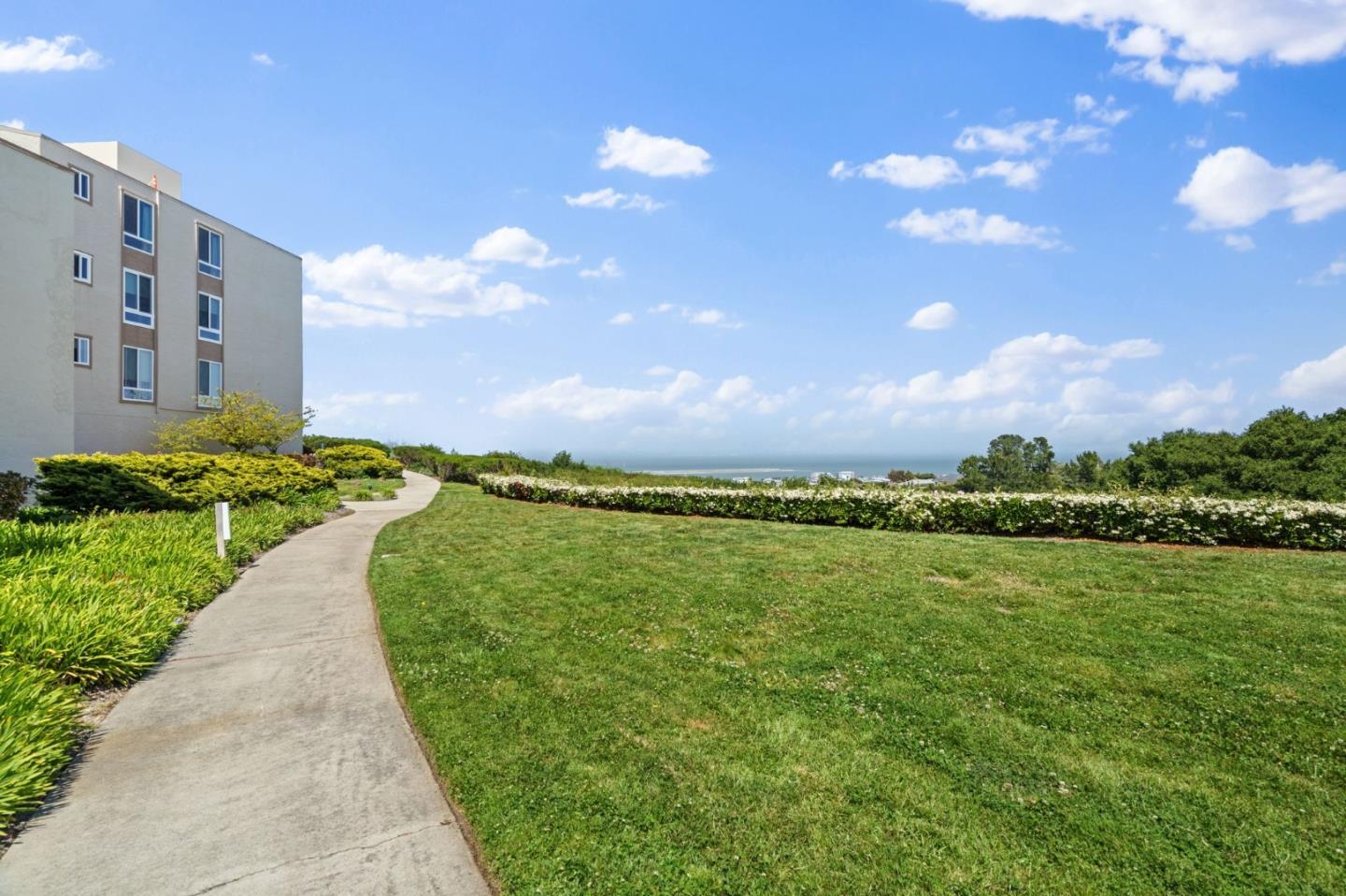 320 Vallejo Drive 22