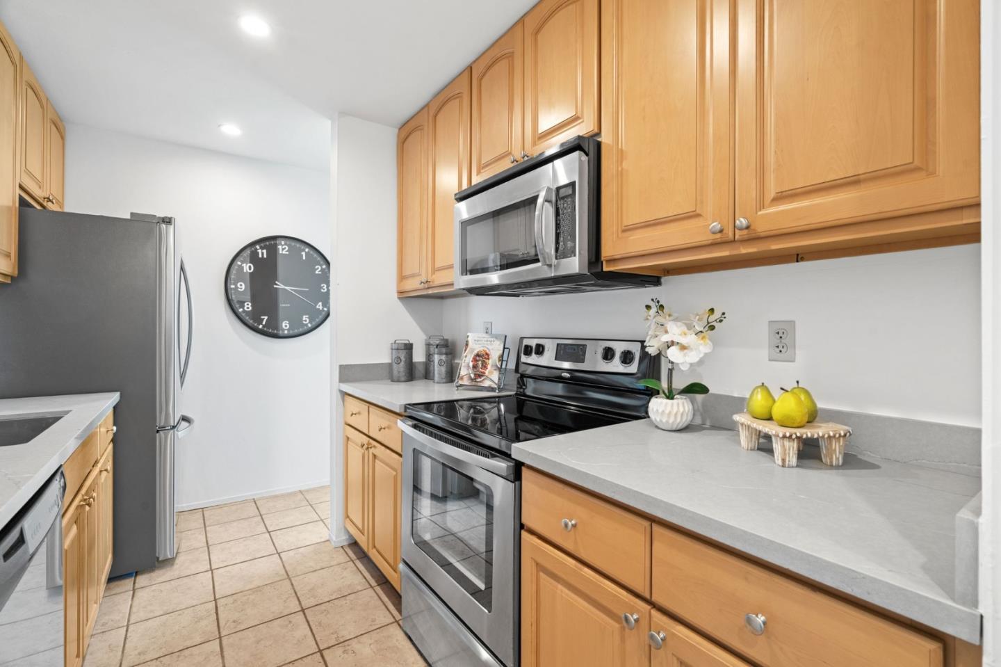 320 Vallejo Drive 22