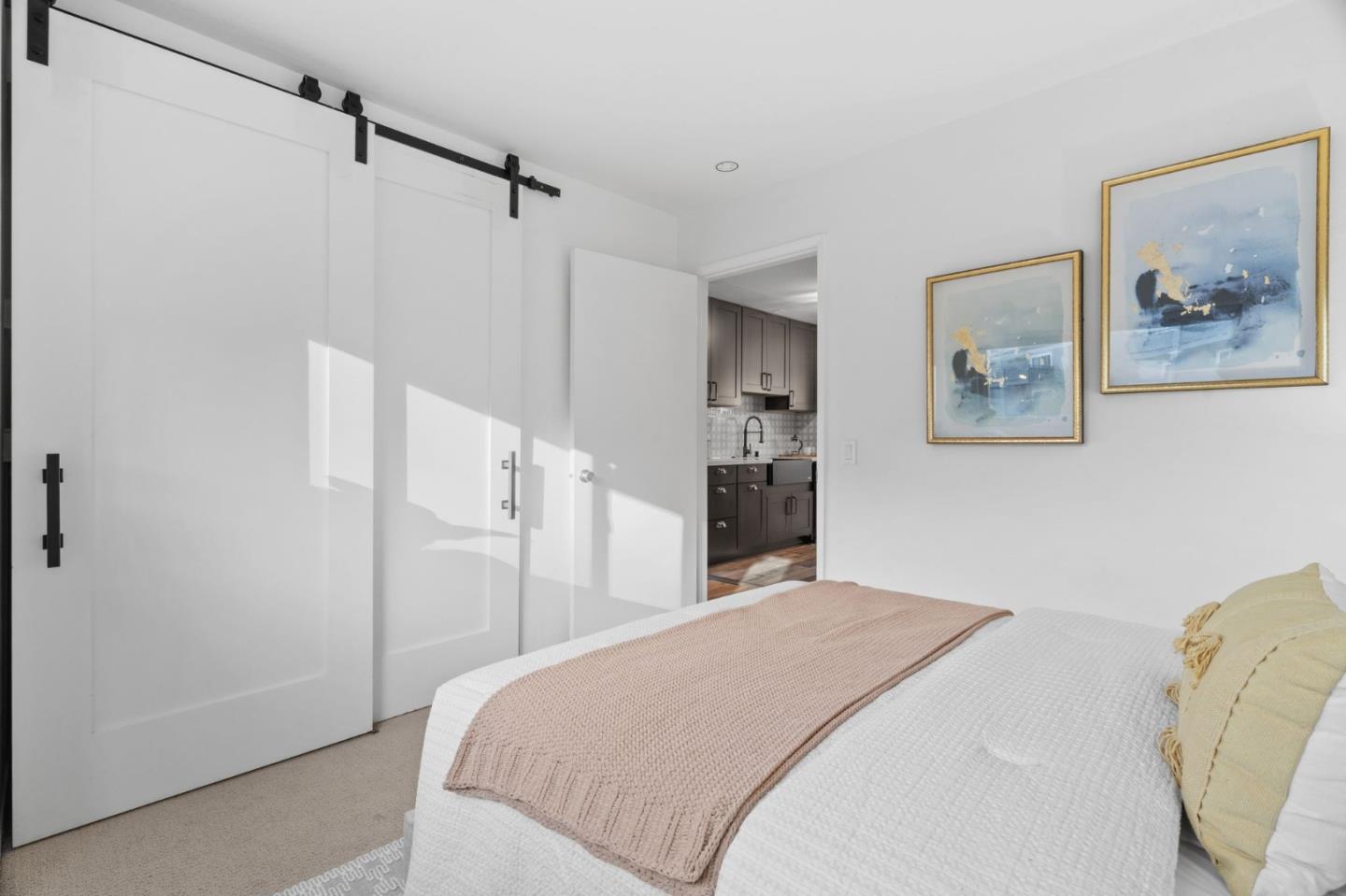 4000 Farm Hill Boulevard 204