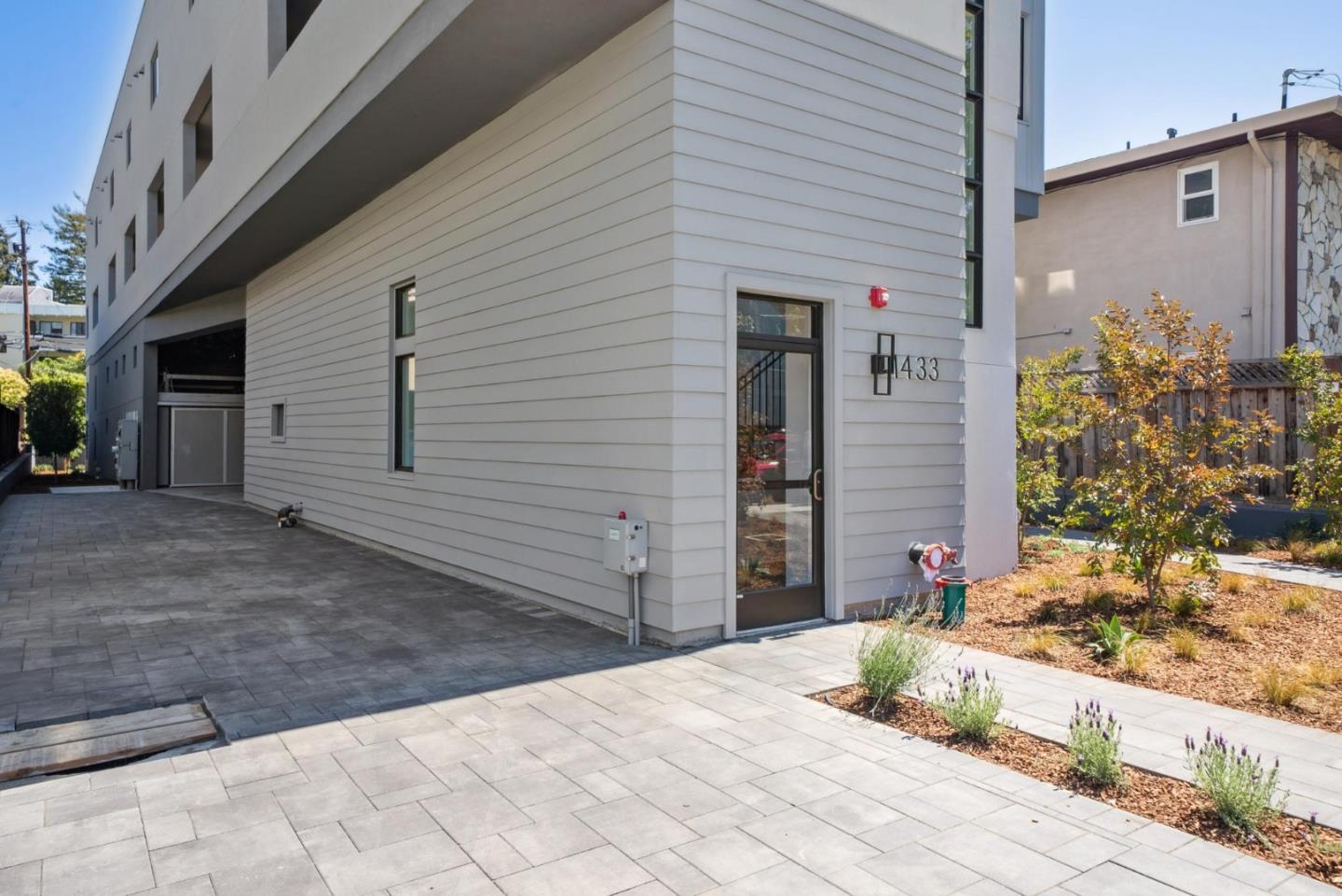 1433 Floribunda Avenue 8