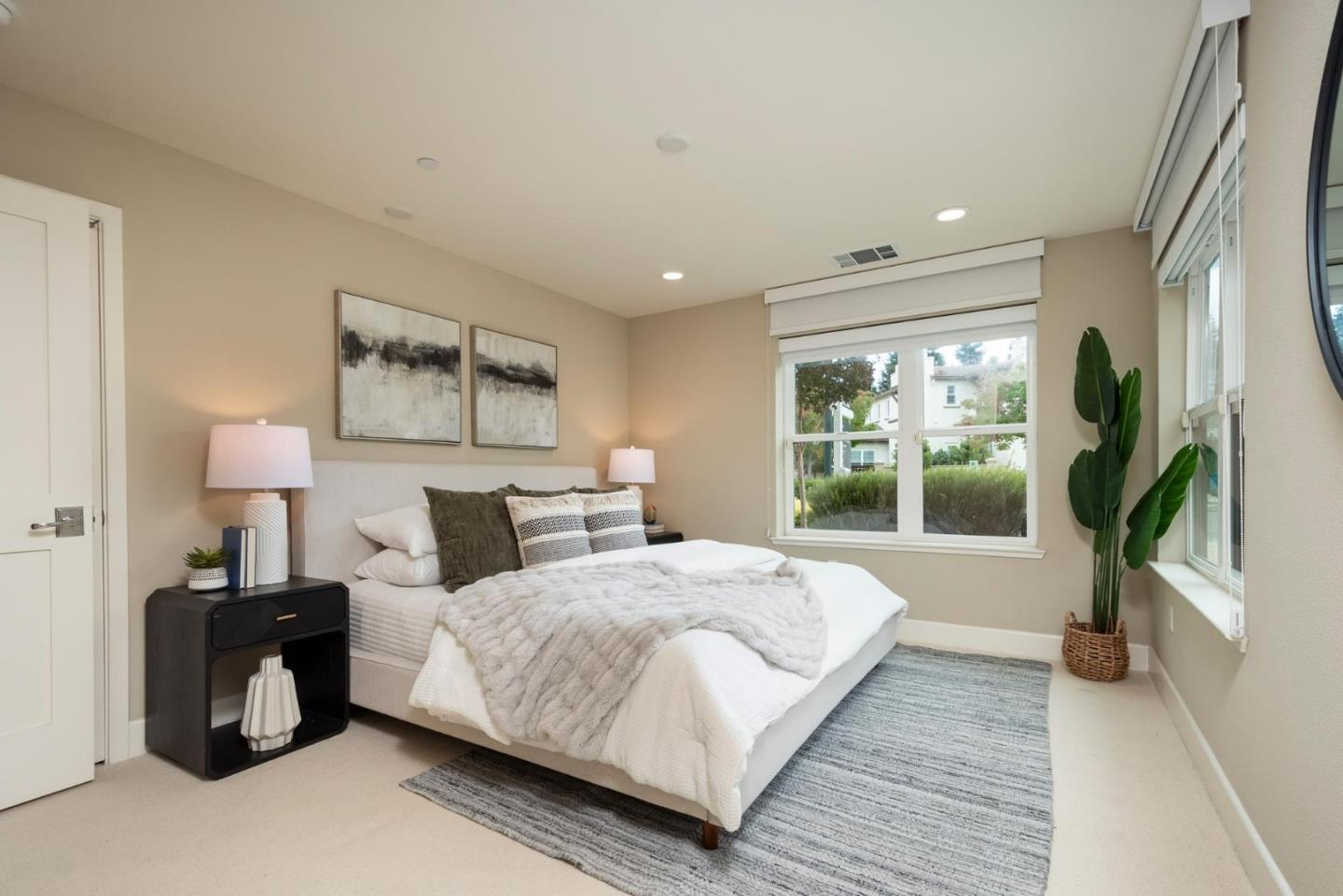 413 Franklin Parkway