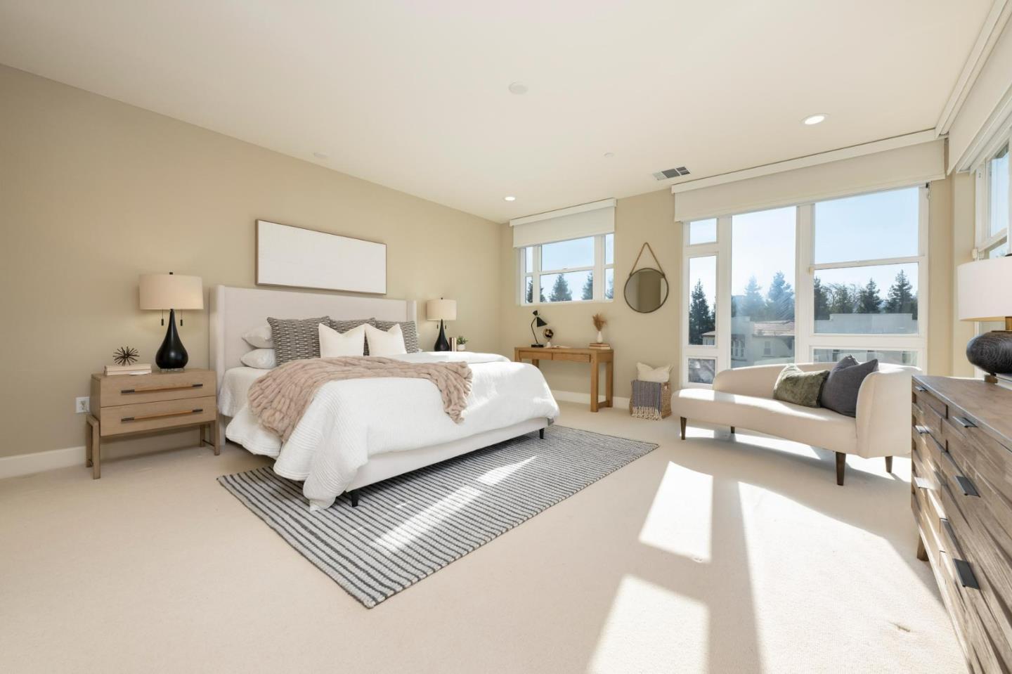 413 Franklin Parkway