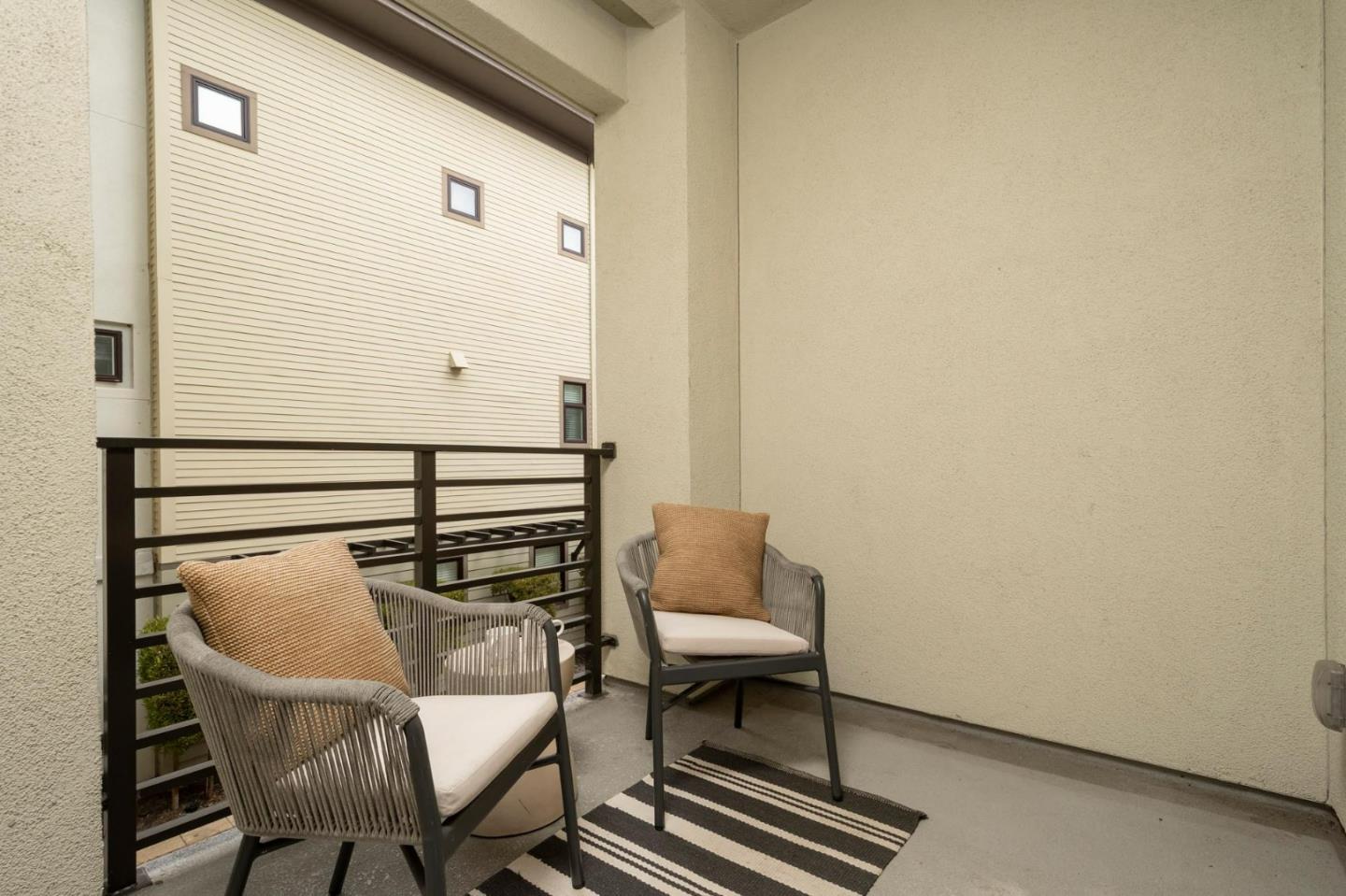 413 Franklin Parkway