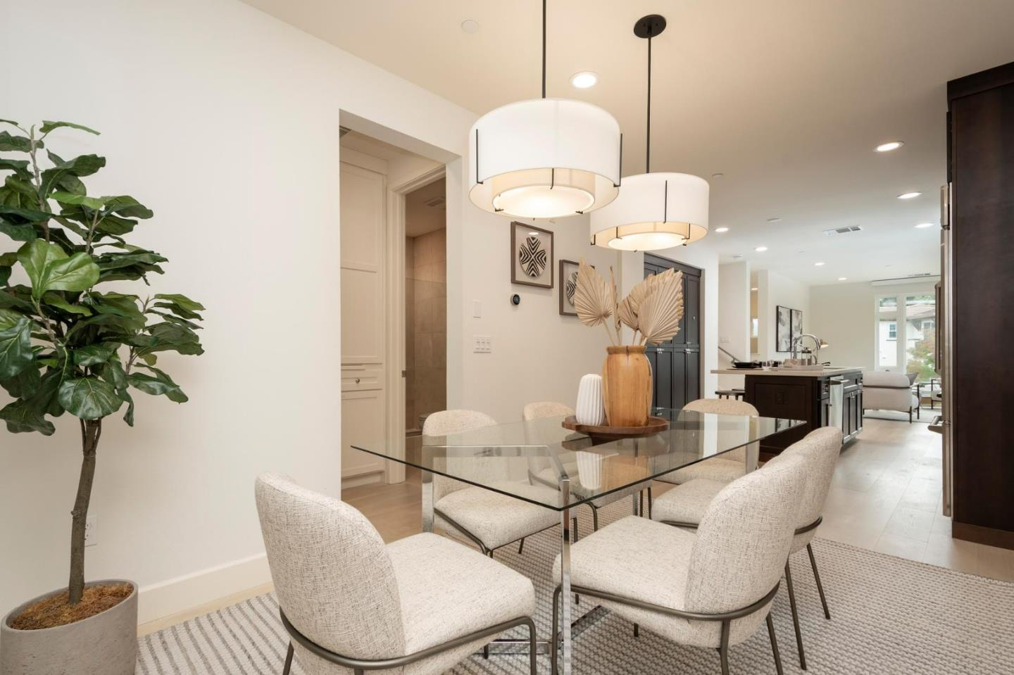 413 Franklin Parkway