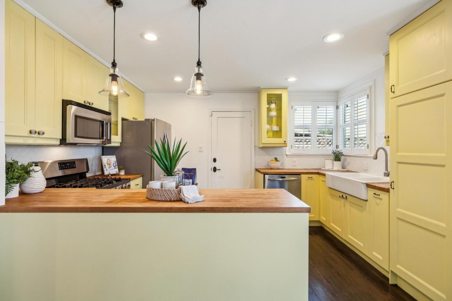 240 North Humboldt Street