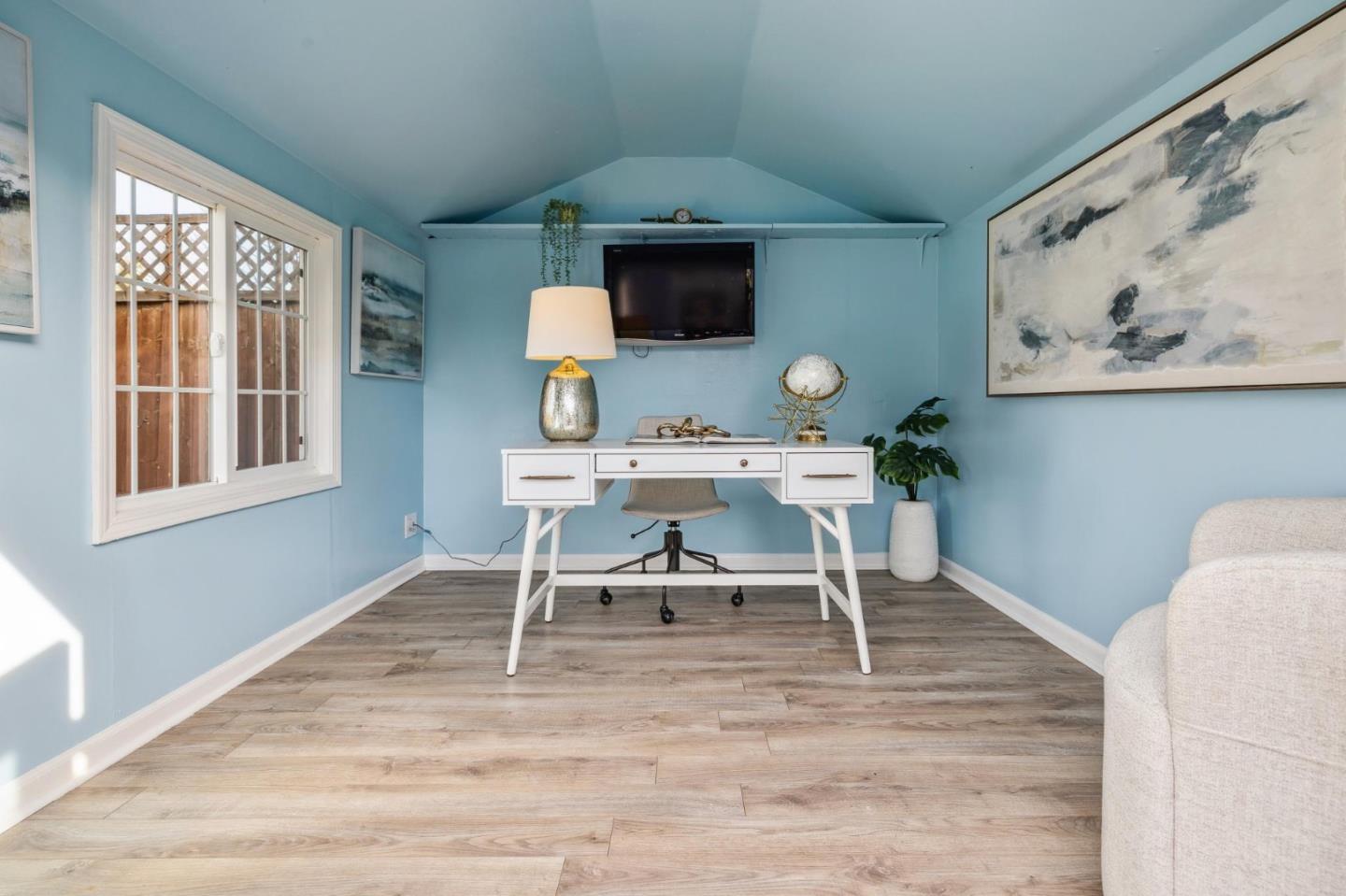 240 North Humboldt Street