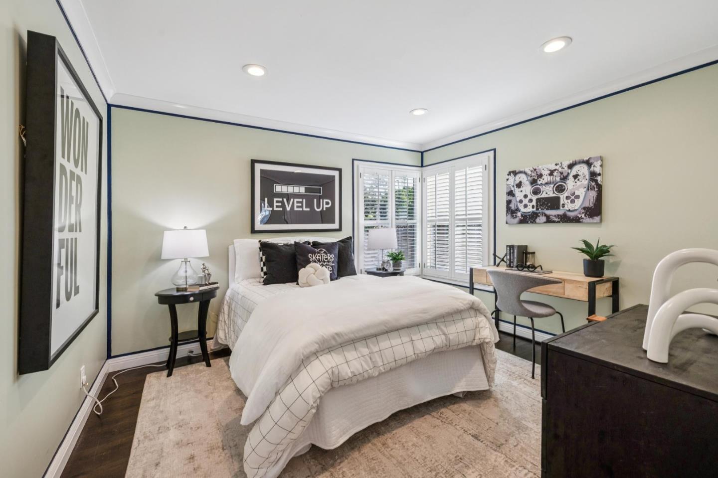 240 North Humboldt Street