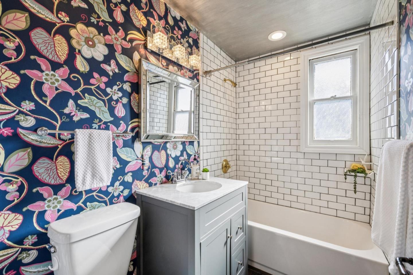 240 North Humboldt Street