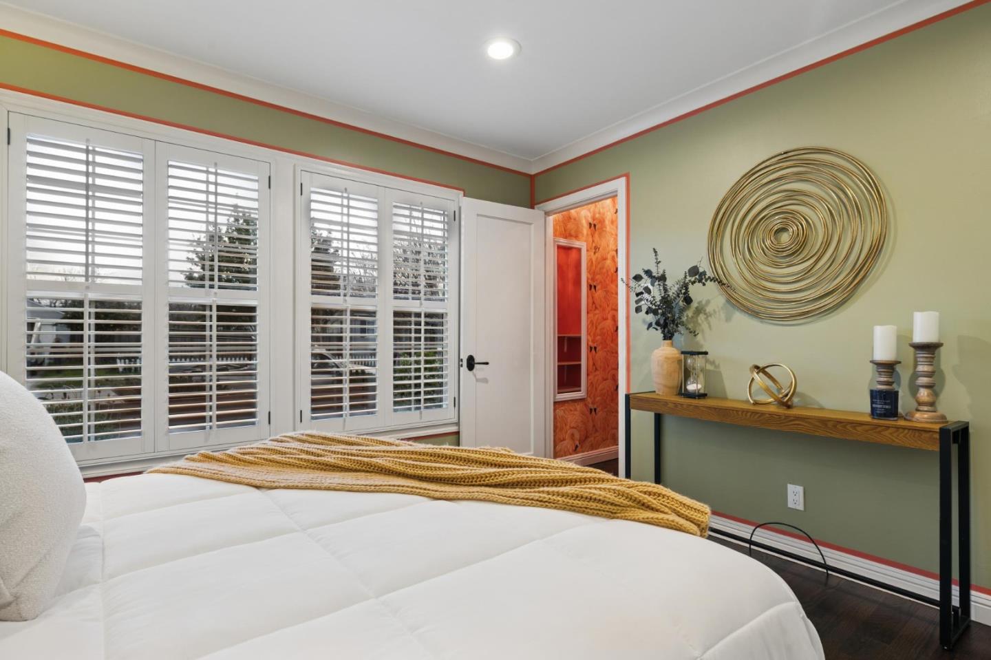 240 North Humboldt Street