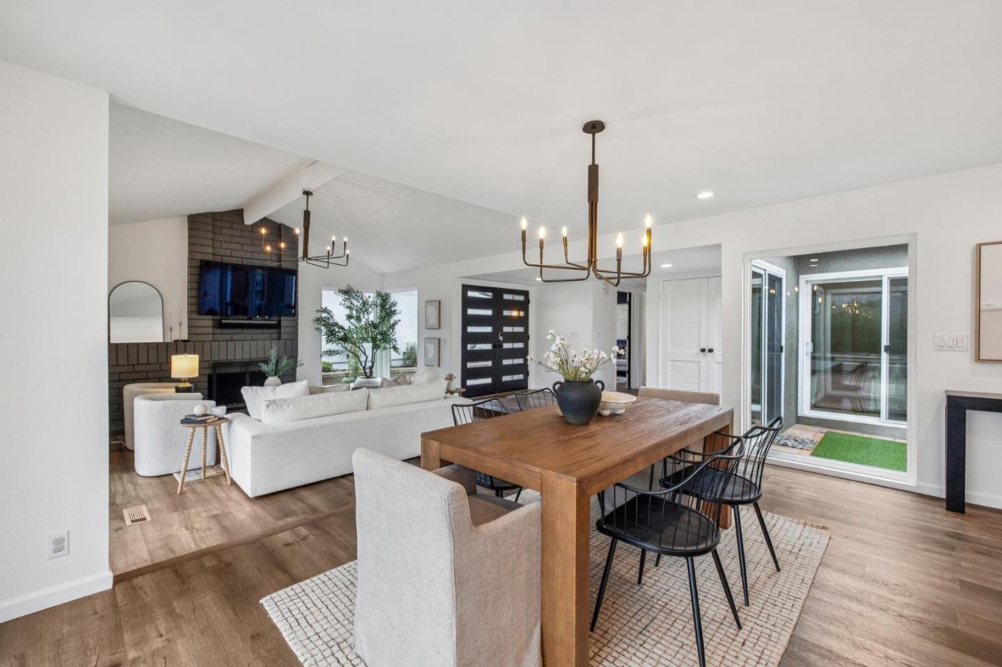 1962 Rancho Verde W Circle