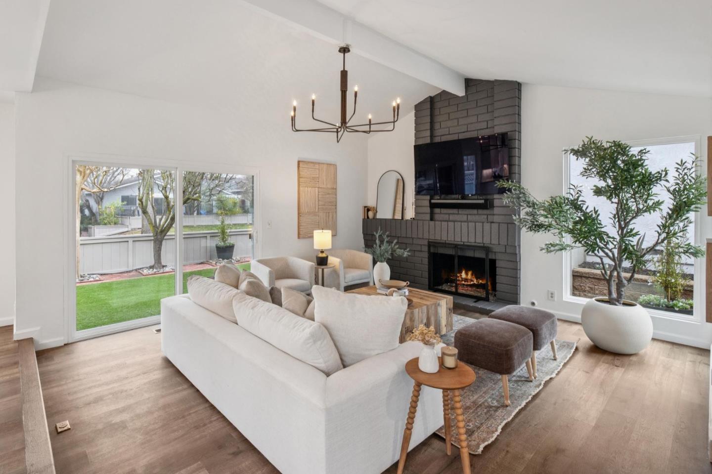 1962 Rancho Verde W Circle