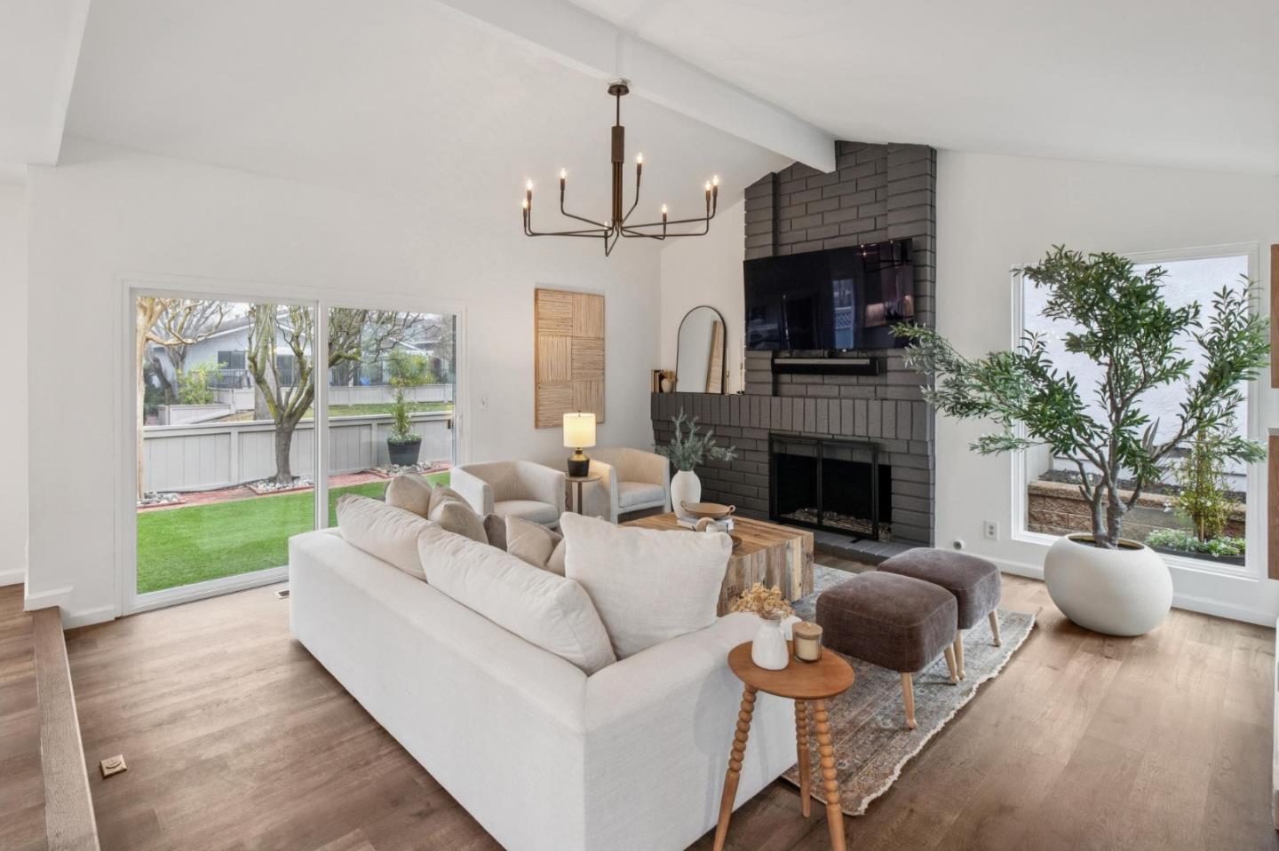 1962 Rancho Verde W Circle