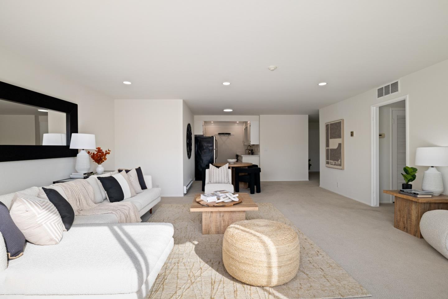 1945 Mount Vernon Court 16