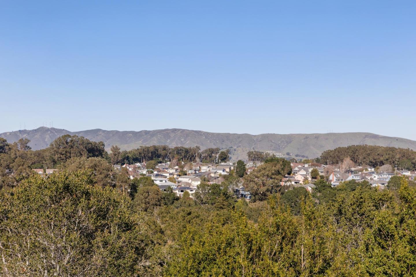 2981 Crestmoor Drive