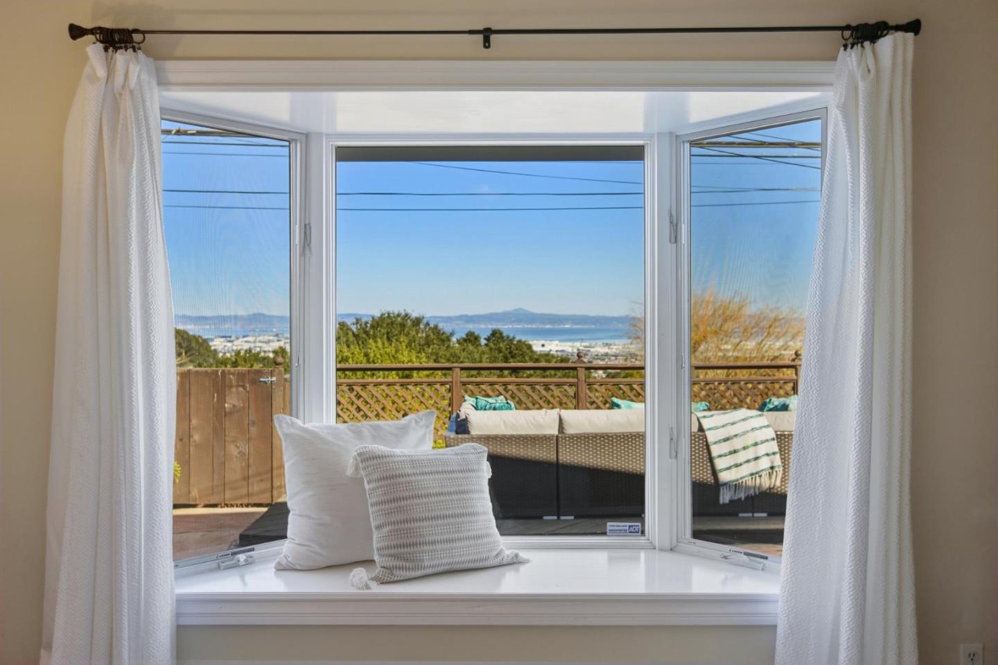 2981 Crestmoor Drive