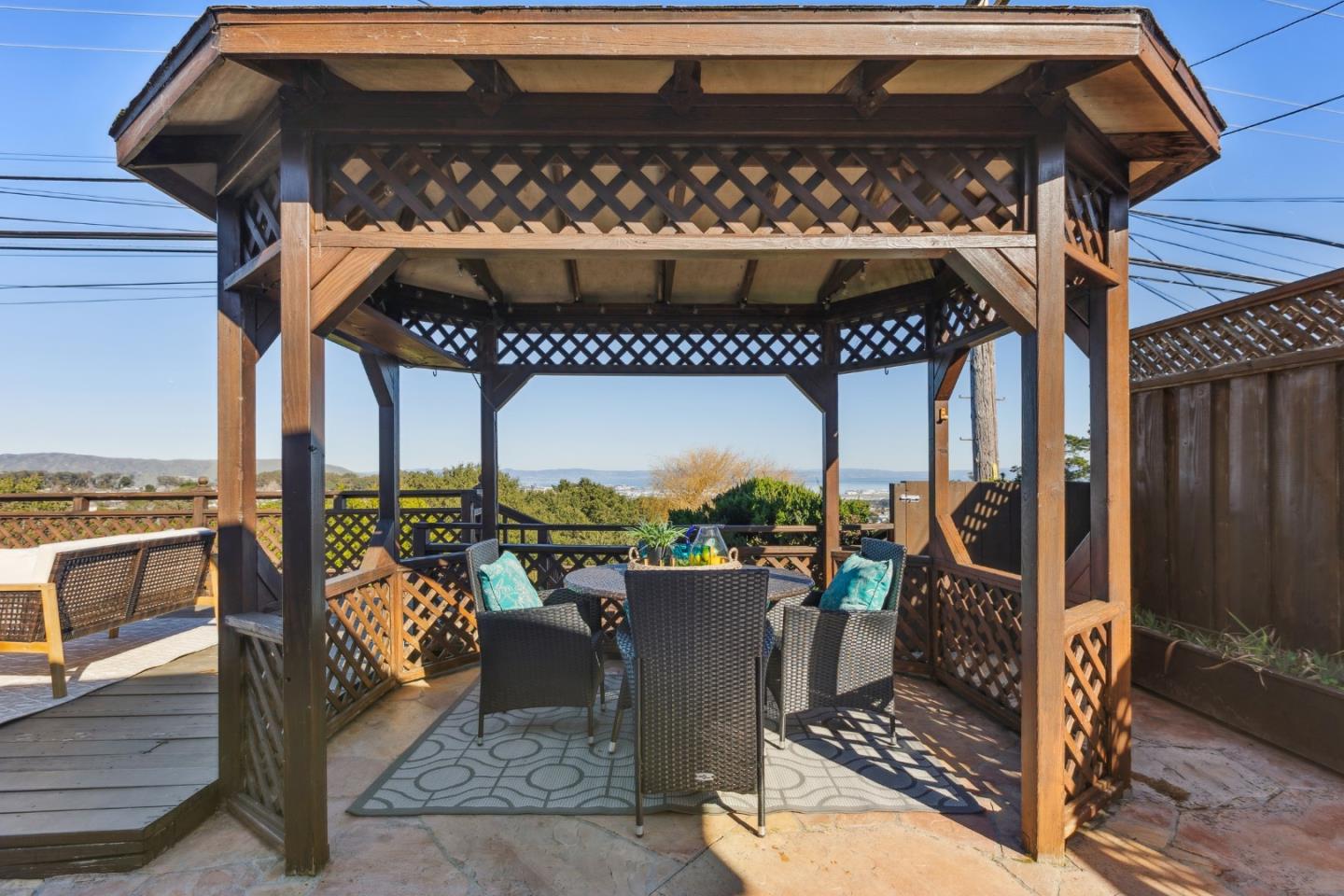 2981 Crestmoor Drive