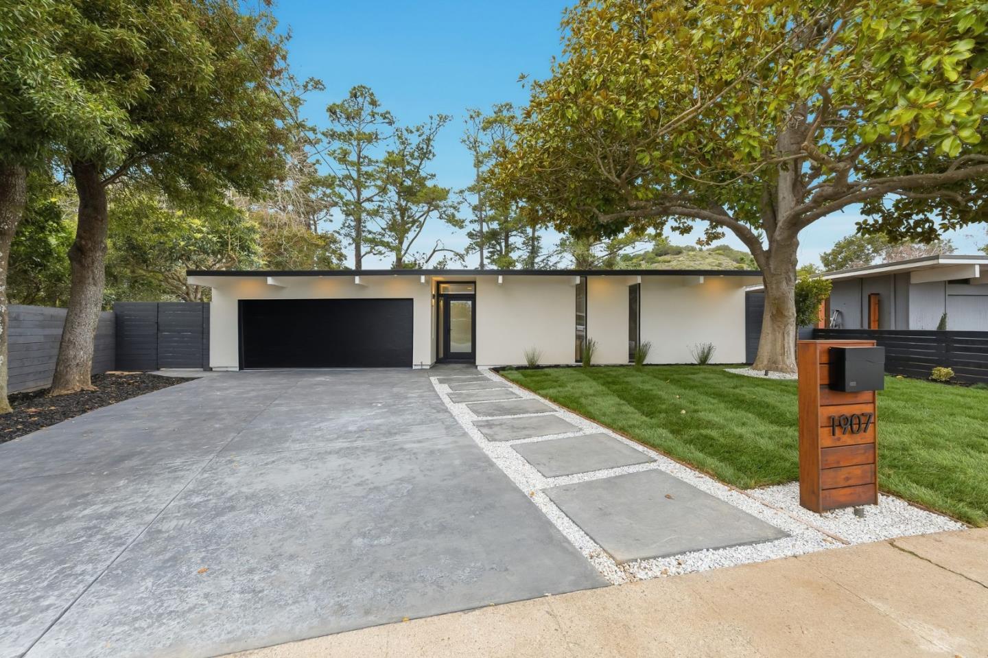 1907 Ticonderoga Drive