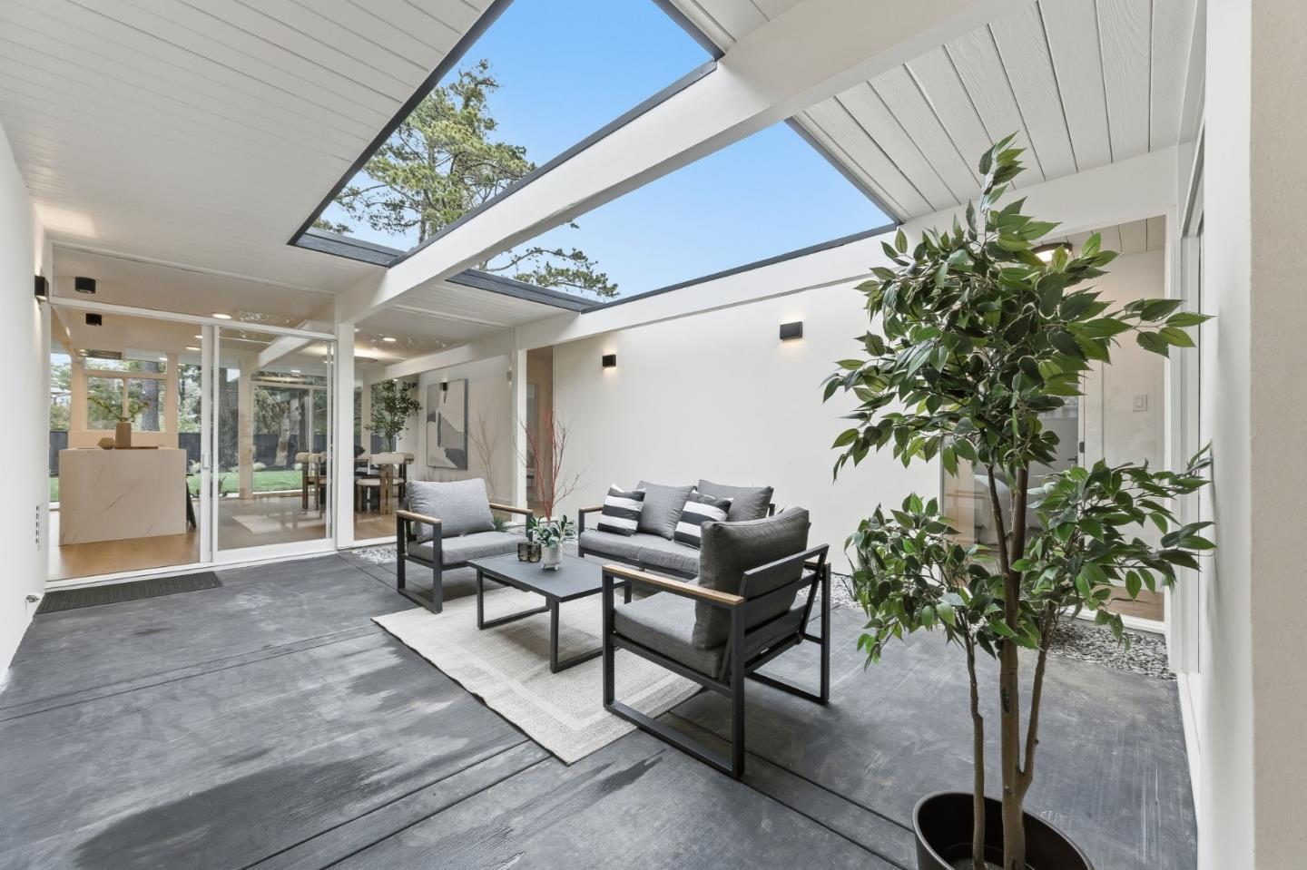 1907 Ticonderoga Drive