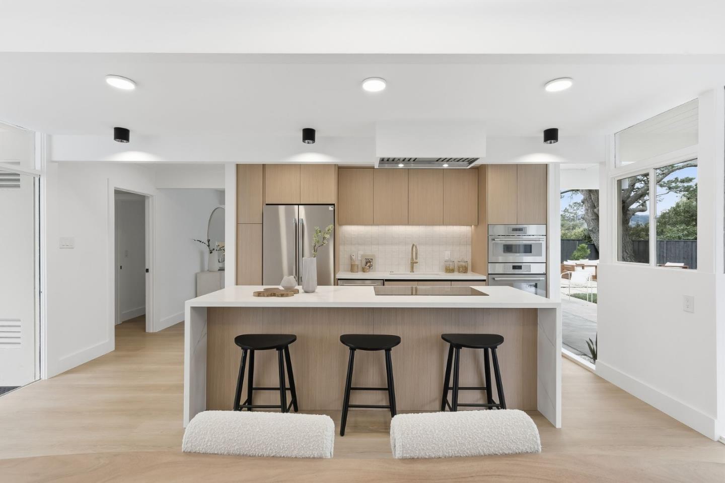 1907 Ticonderoga Drive