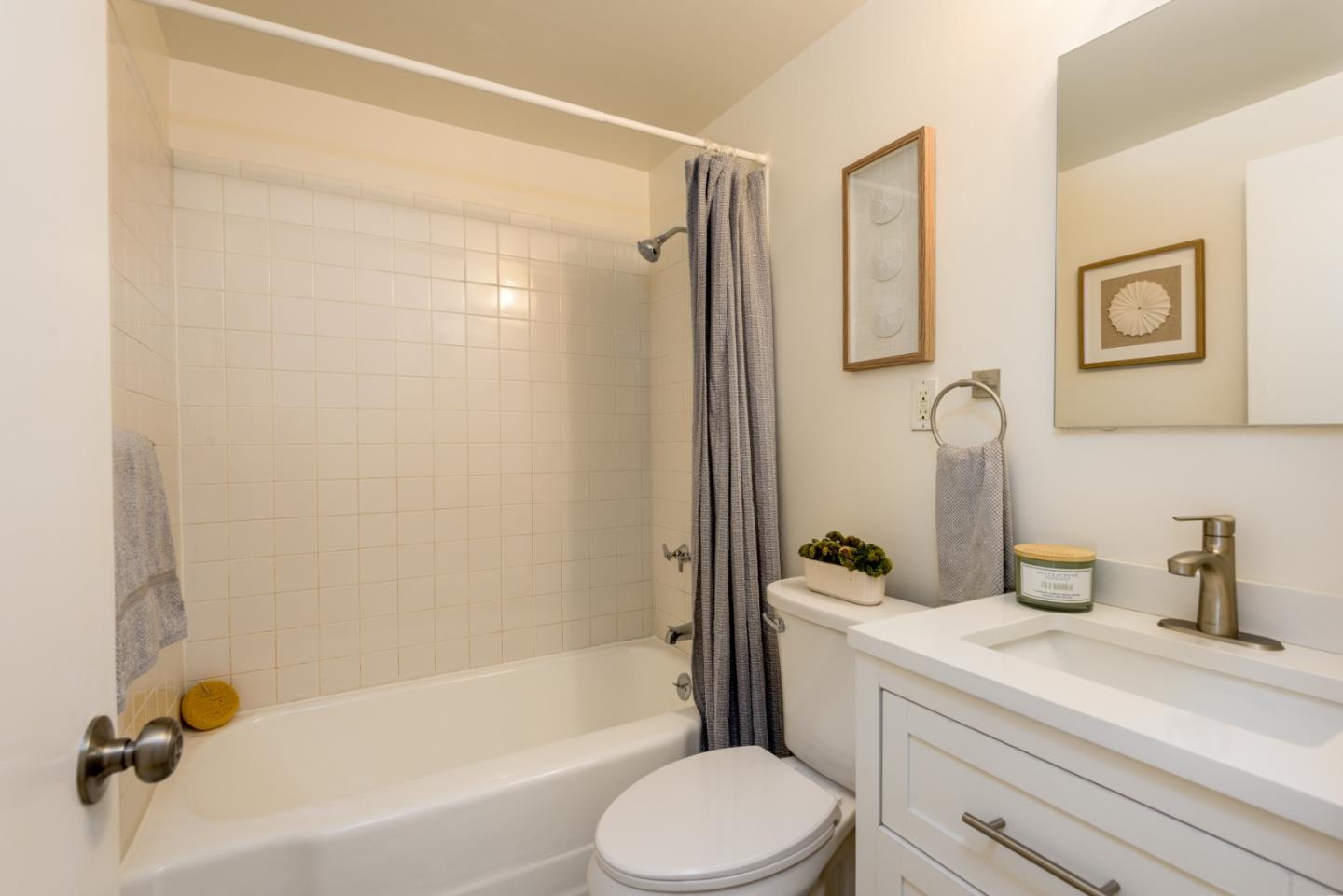 2367 Bay Street Unit A