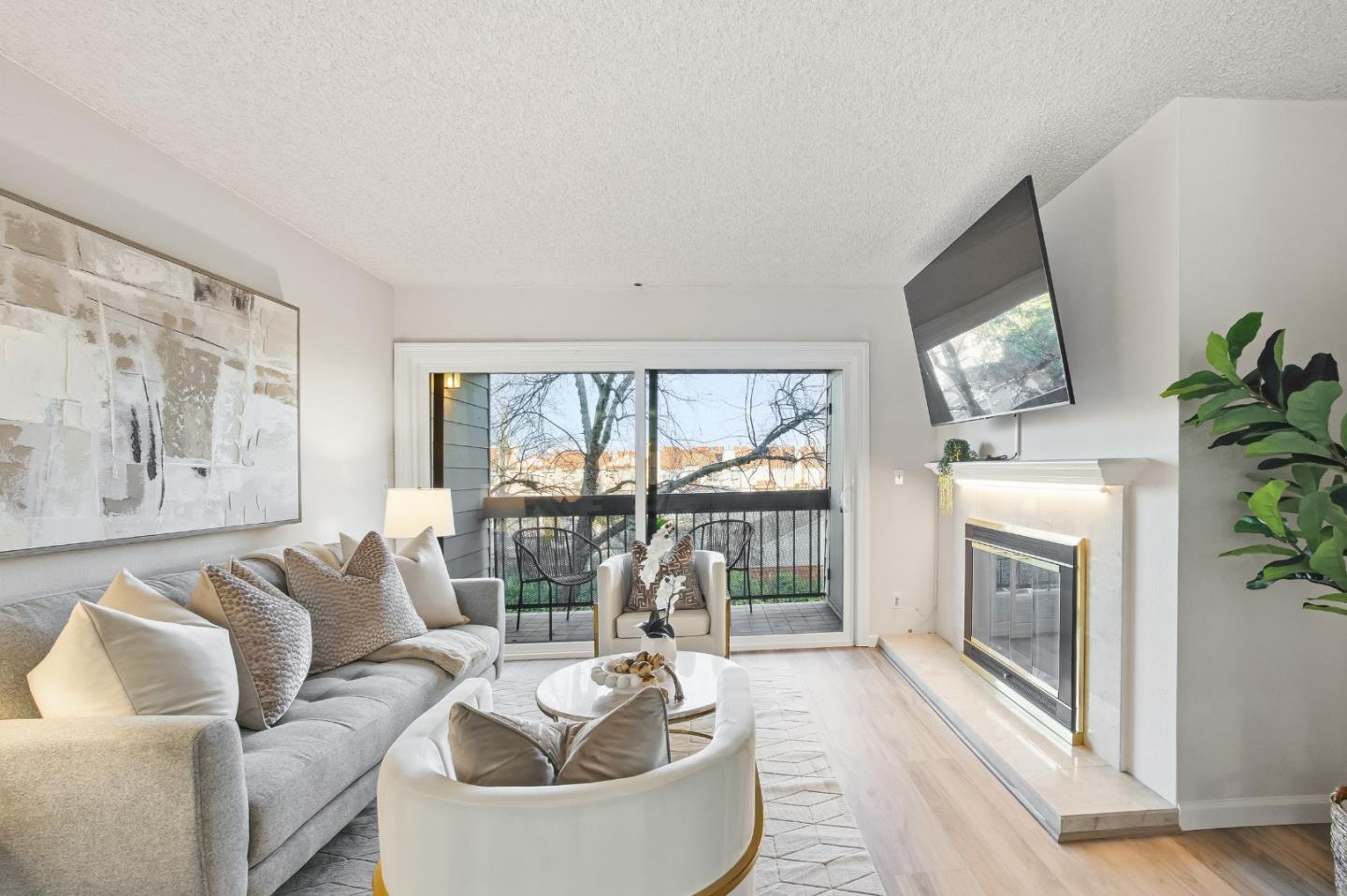 35 West 20th Avenue 203