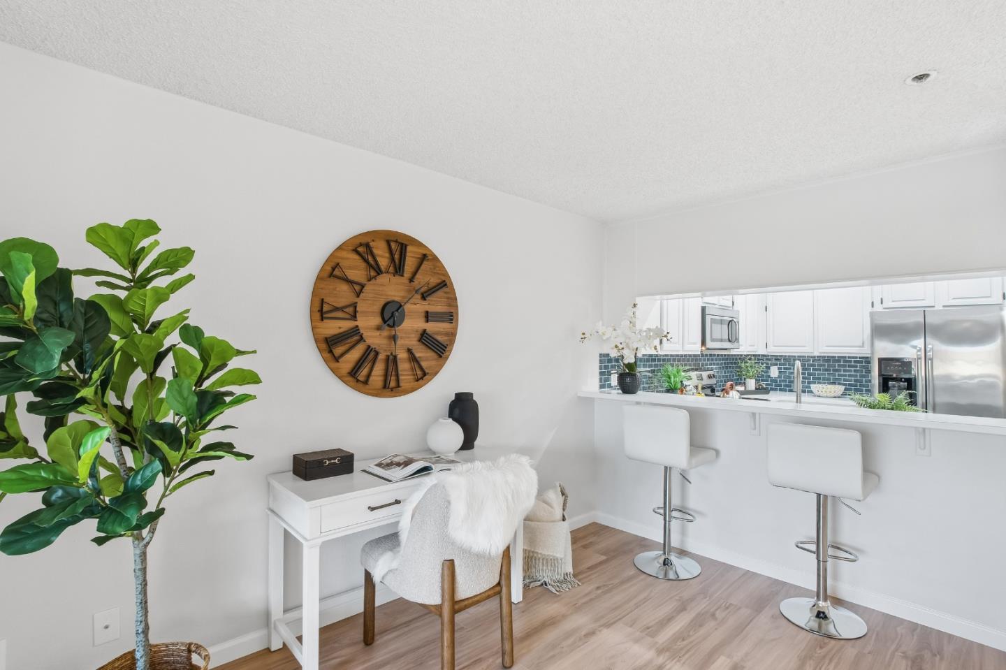 35 West 20th Avenue 203