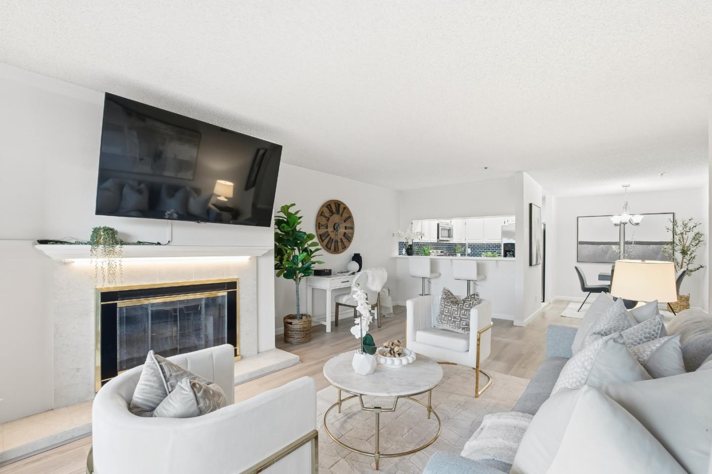 35 West 20th Avenue 203