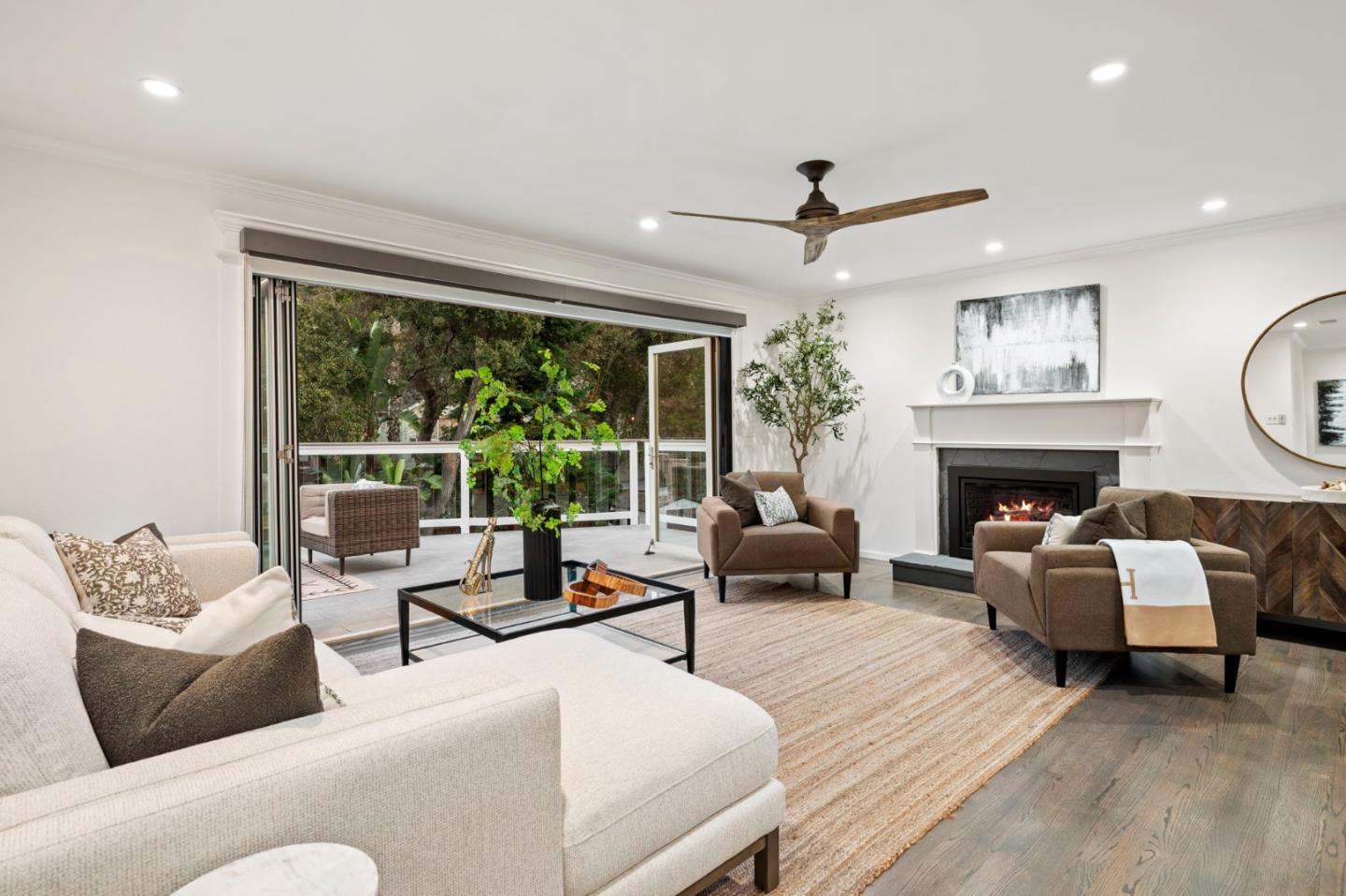 145 Devonshire Boulevard